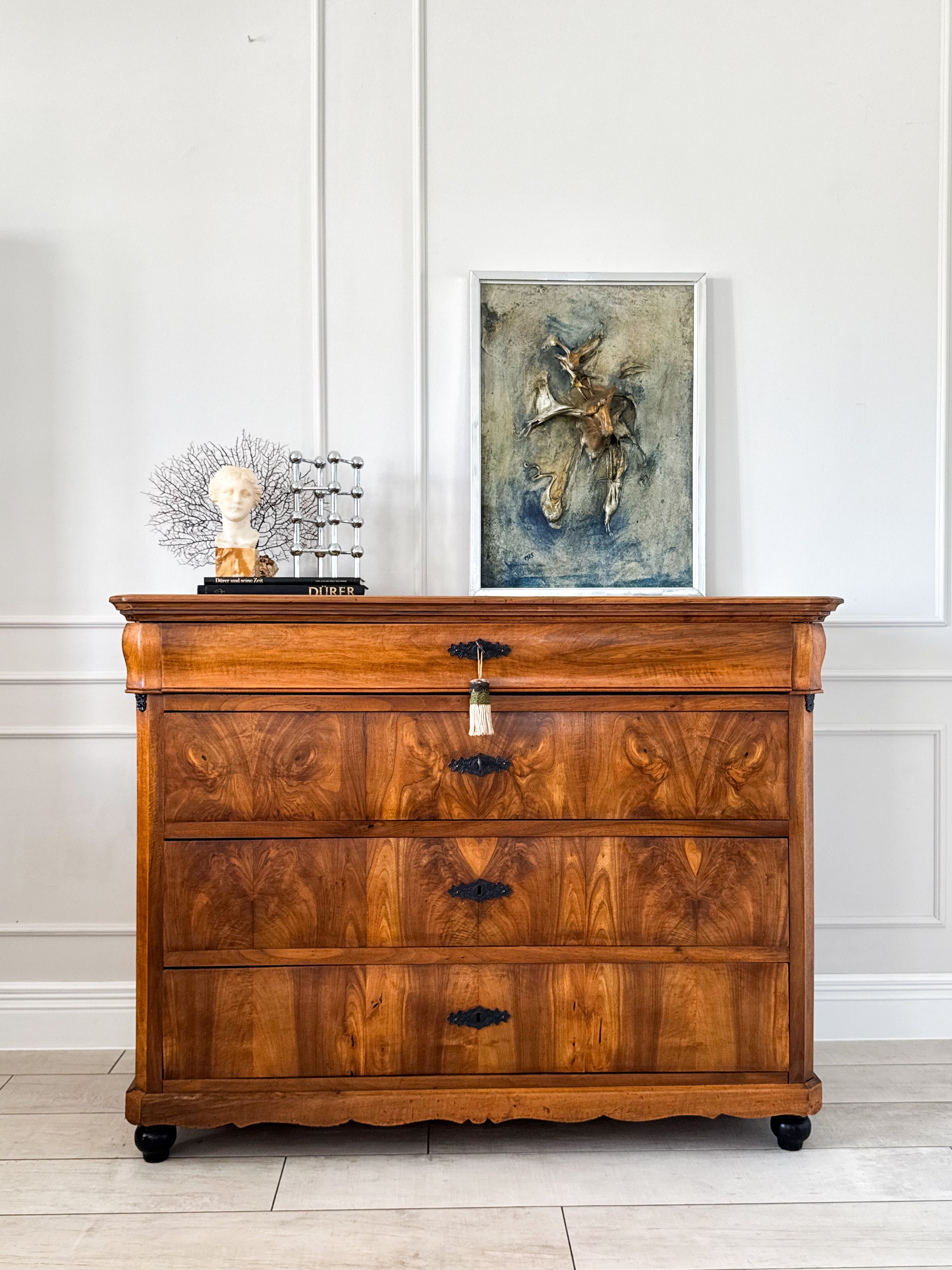 ANTIQUE FRENCH CHEST OF DRAWERS WALNUT BIEDERMEIER PERIOD