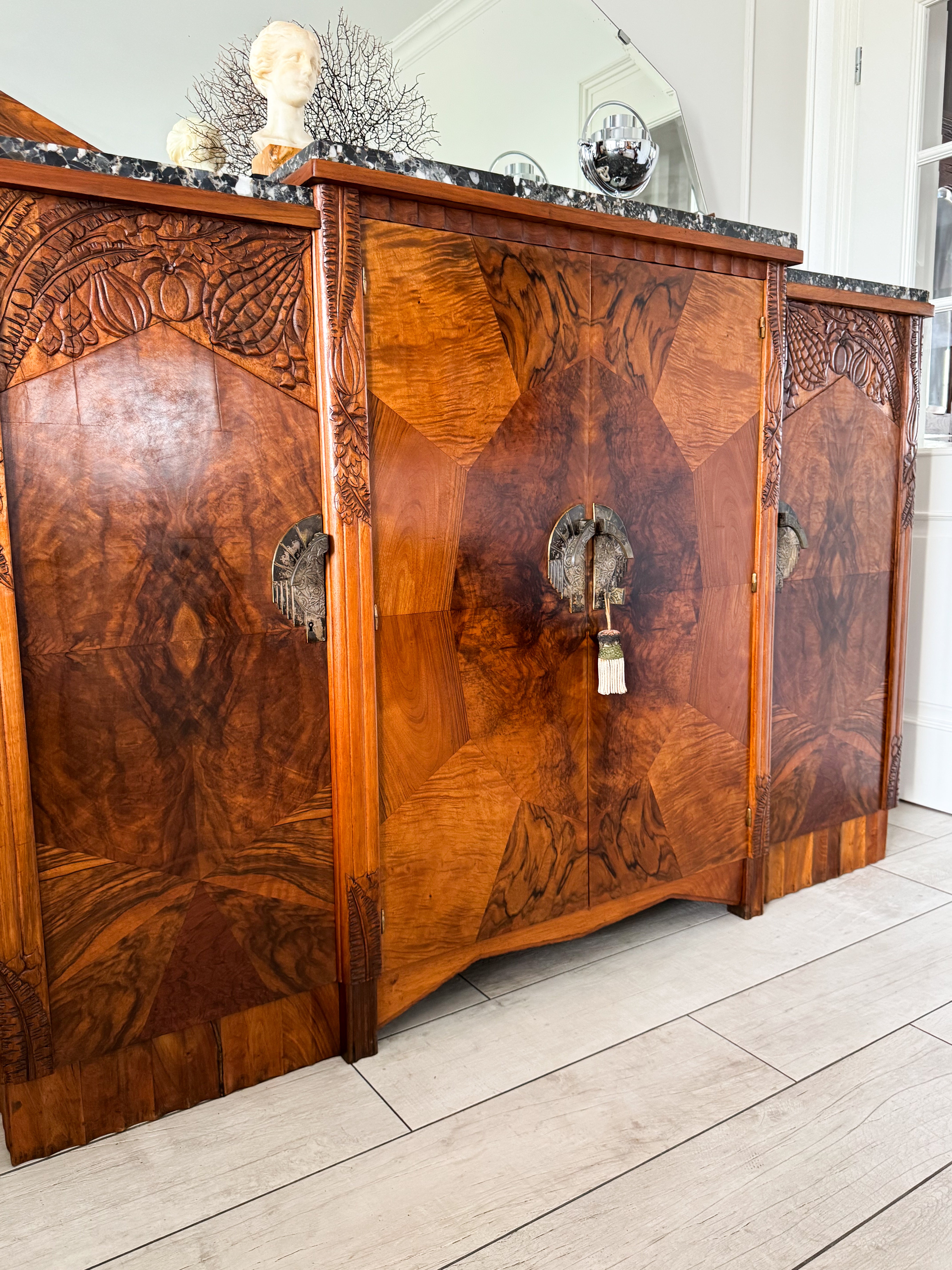 DREAMLIKE ART DECO DRESSING TABLE WITH MARBLE TOP WALNUT