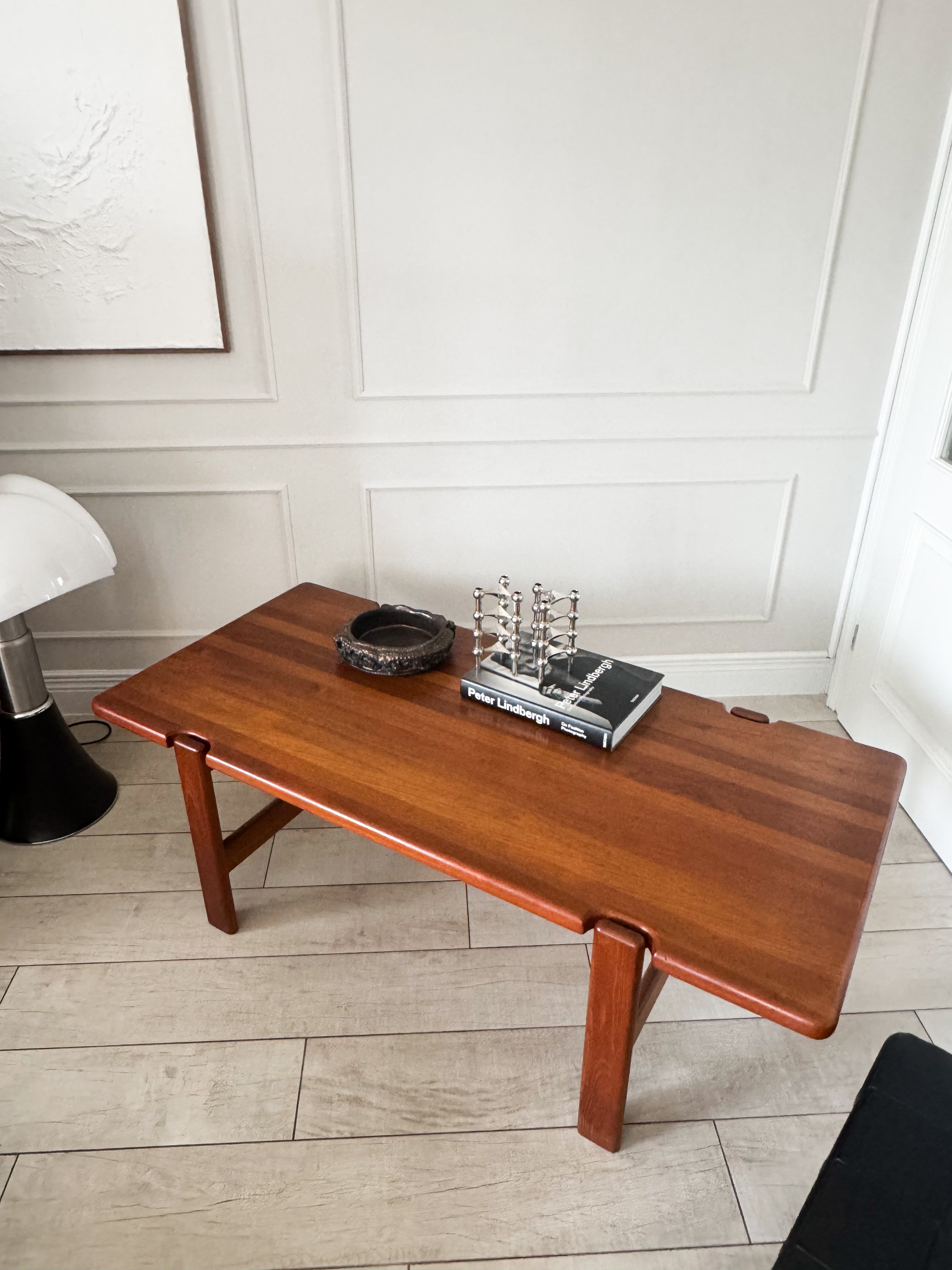 VINTAGE 70s COFFEE TABLE SOLID TEAK WOOD