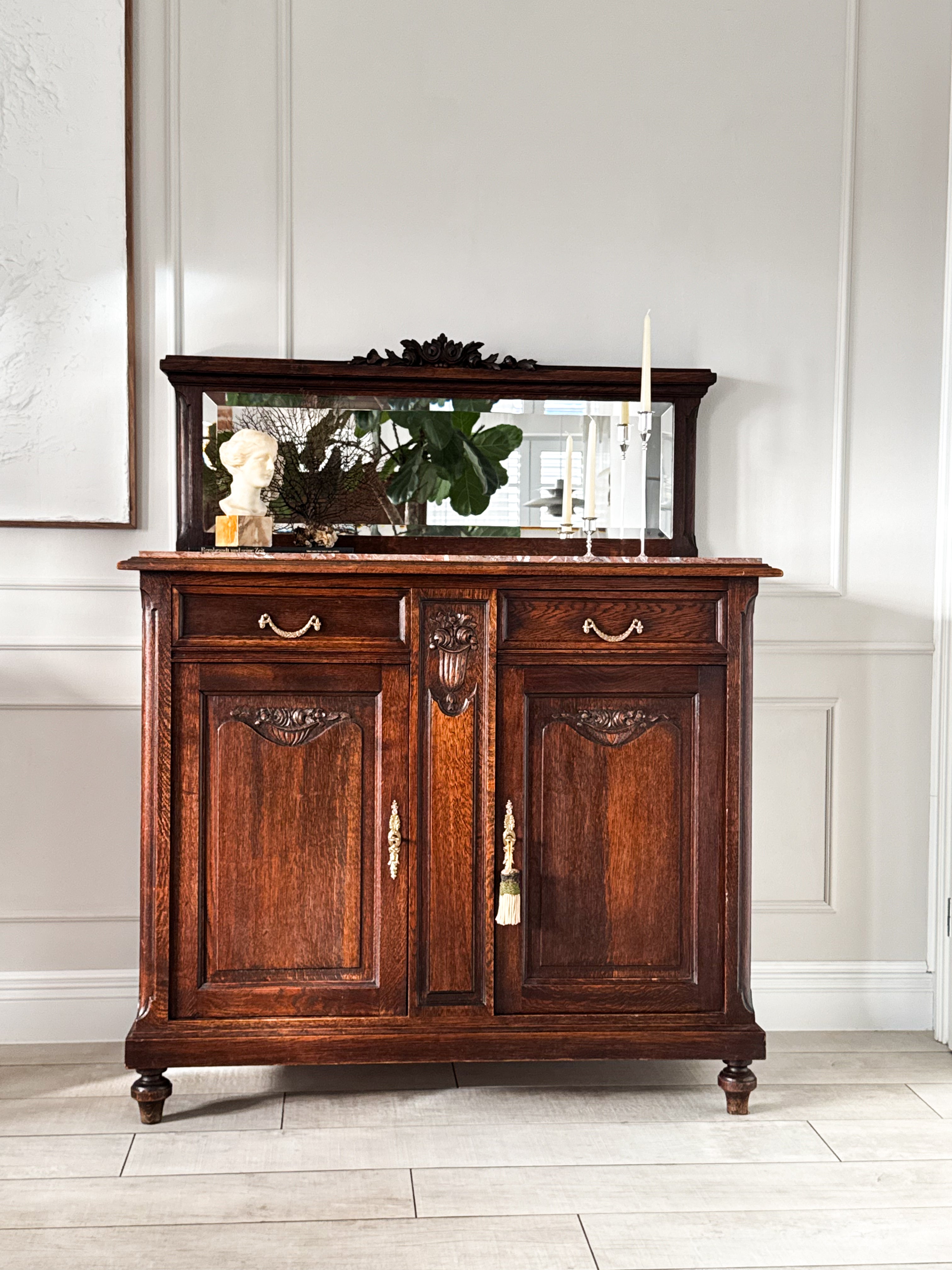 ANTIKE FRANZÖSISCHE SPIEGELKOMMODE MIT MARMORPLATTE