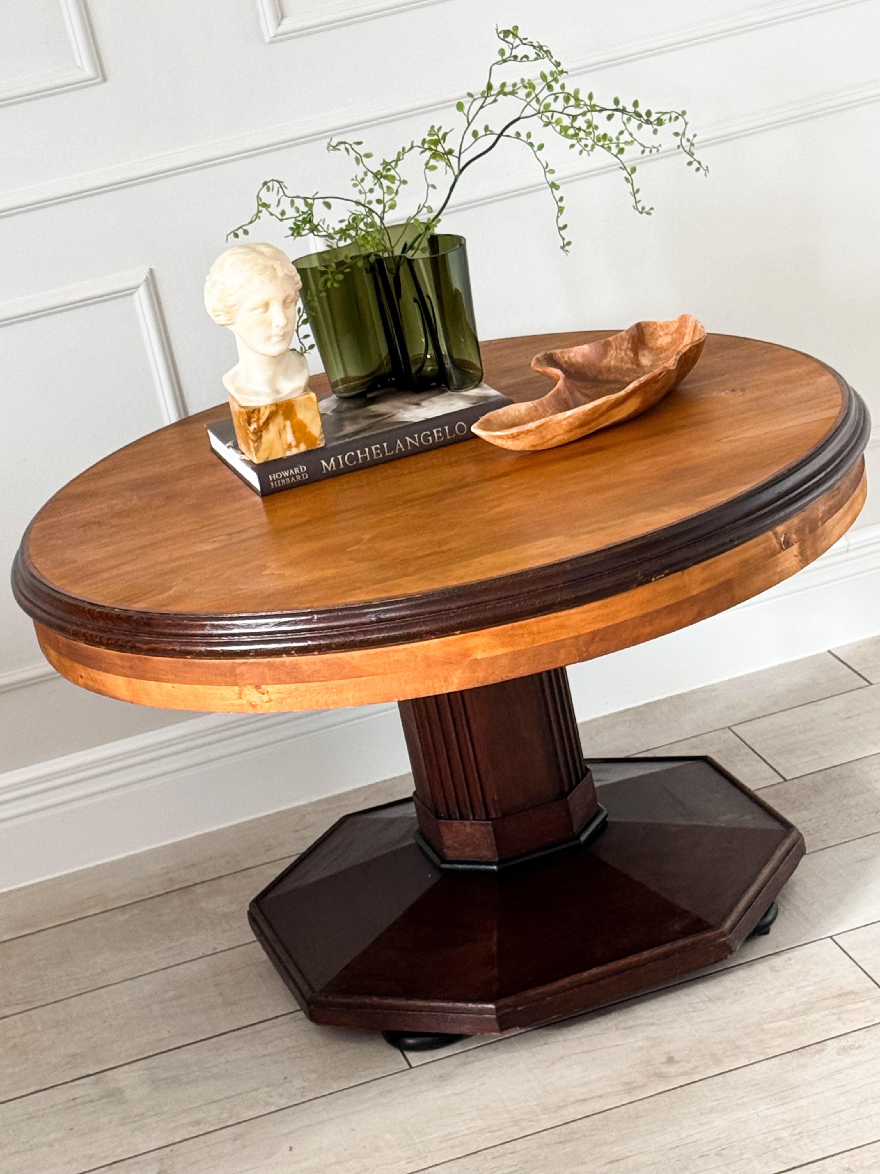 ANTIKER RUNDER ART DECO TISCH AUS FRANKREICH