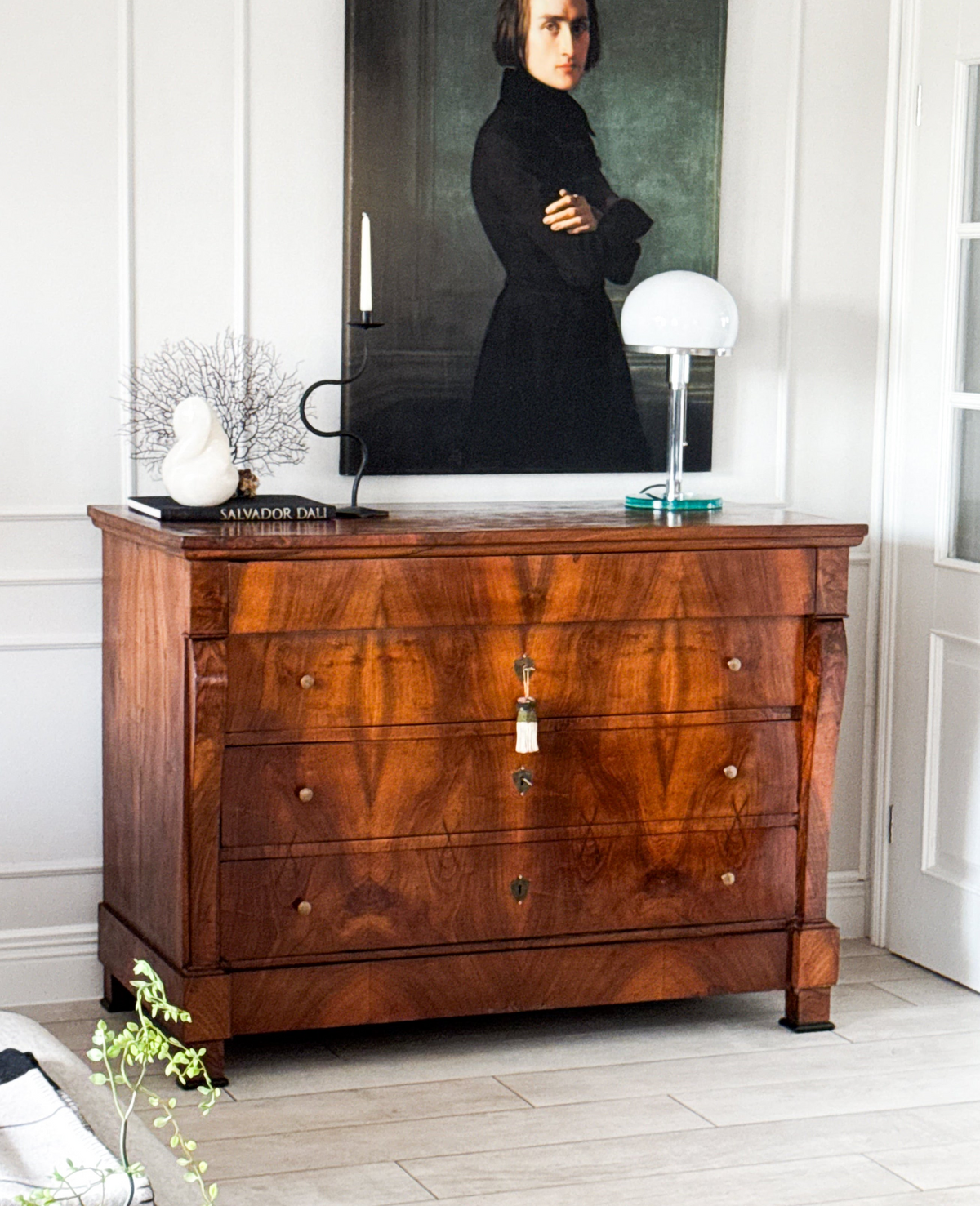 Antique Empire Chest of Drawers Walnut Beautiful Grain