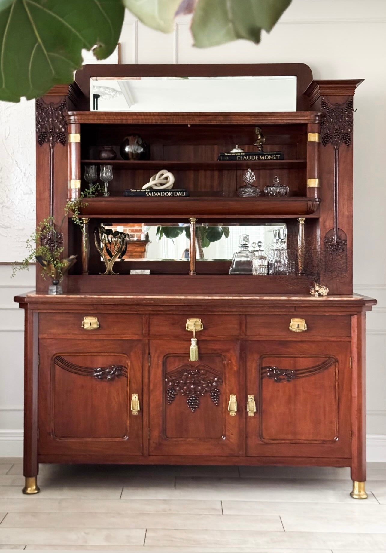 STILVOLLE ANTIKE ANRICHTE JUGENDSTIL