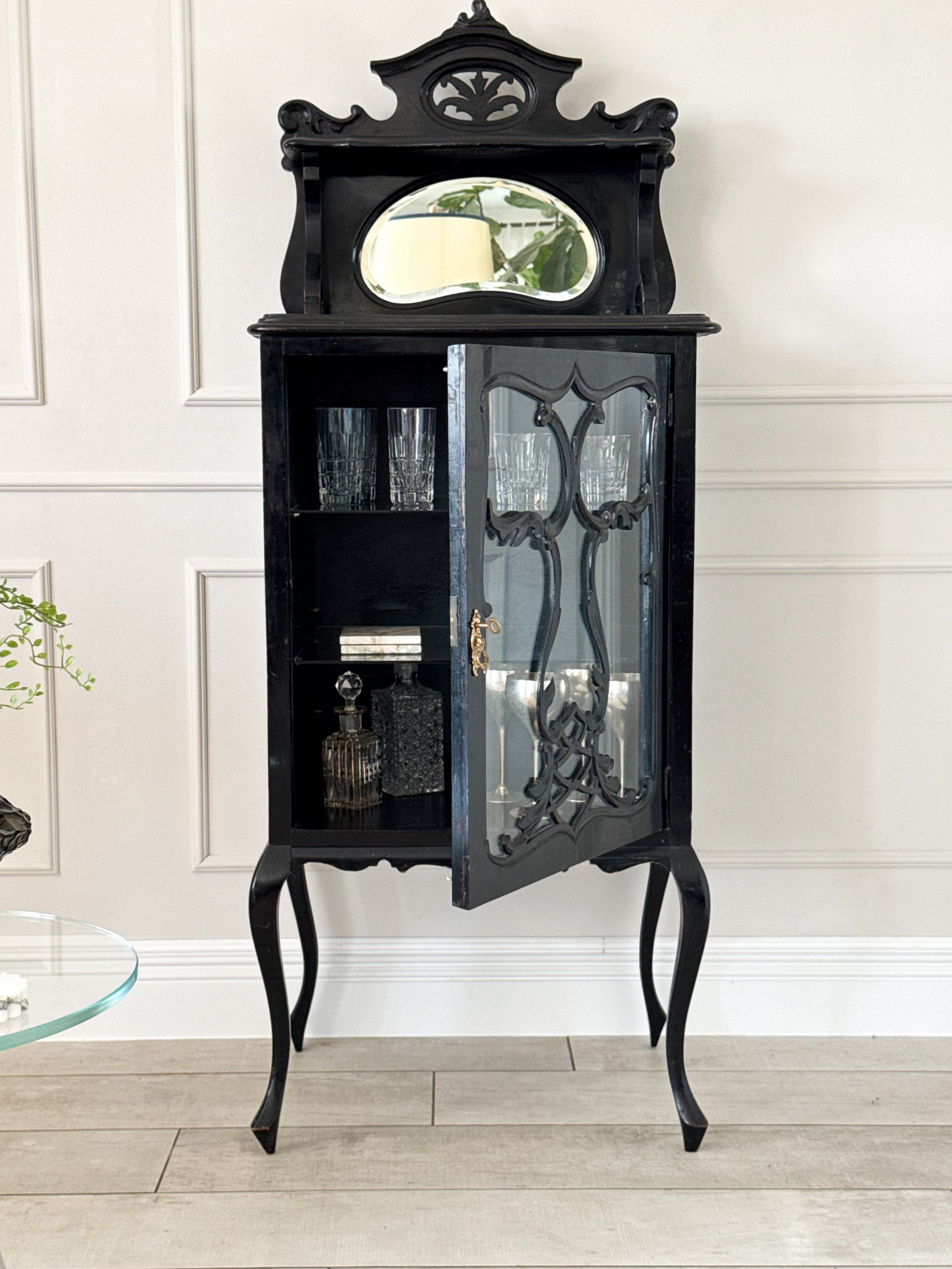 ANTIKE ENGLISCHE VITRINE MIT AUFSATZ um 1890