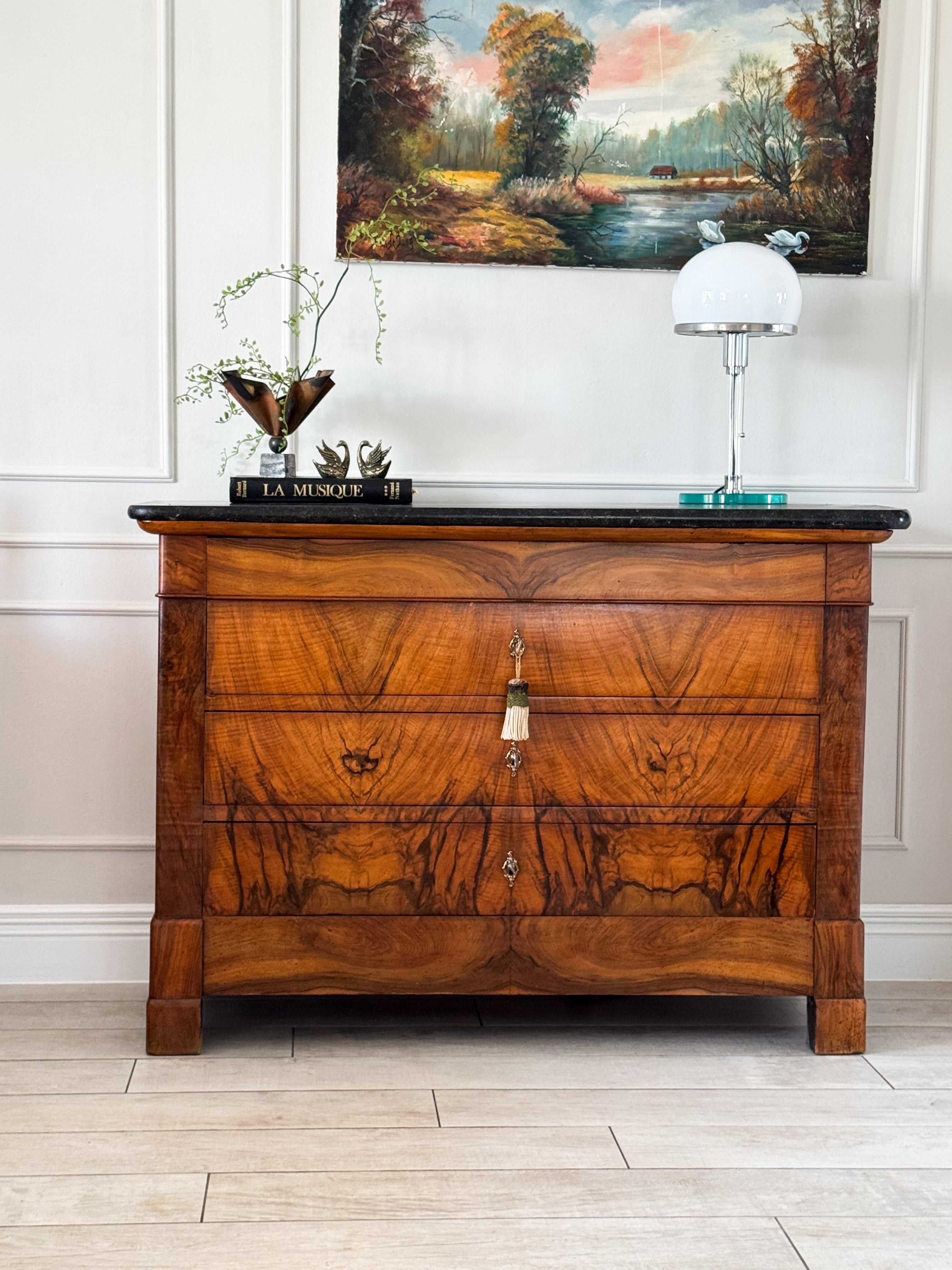 ANTIQUE BIEDERMEIER CHEST OF DRAWERS WITH MARBLE TOP