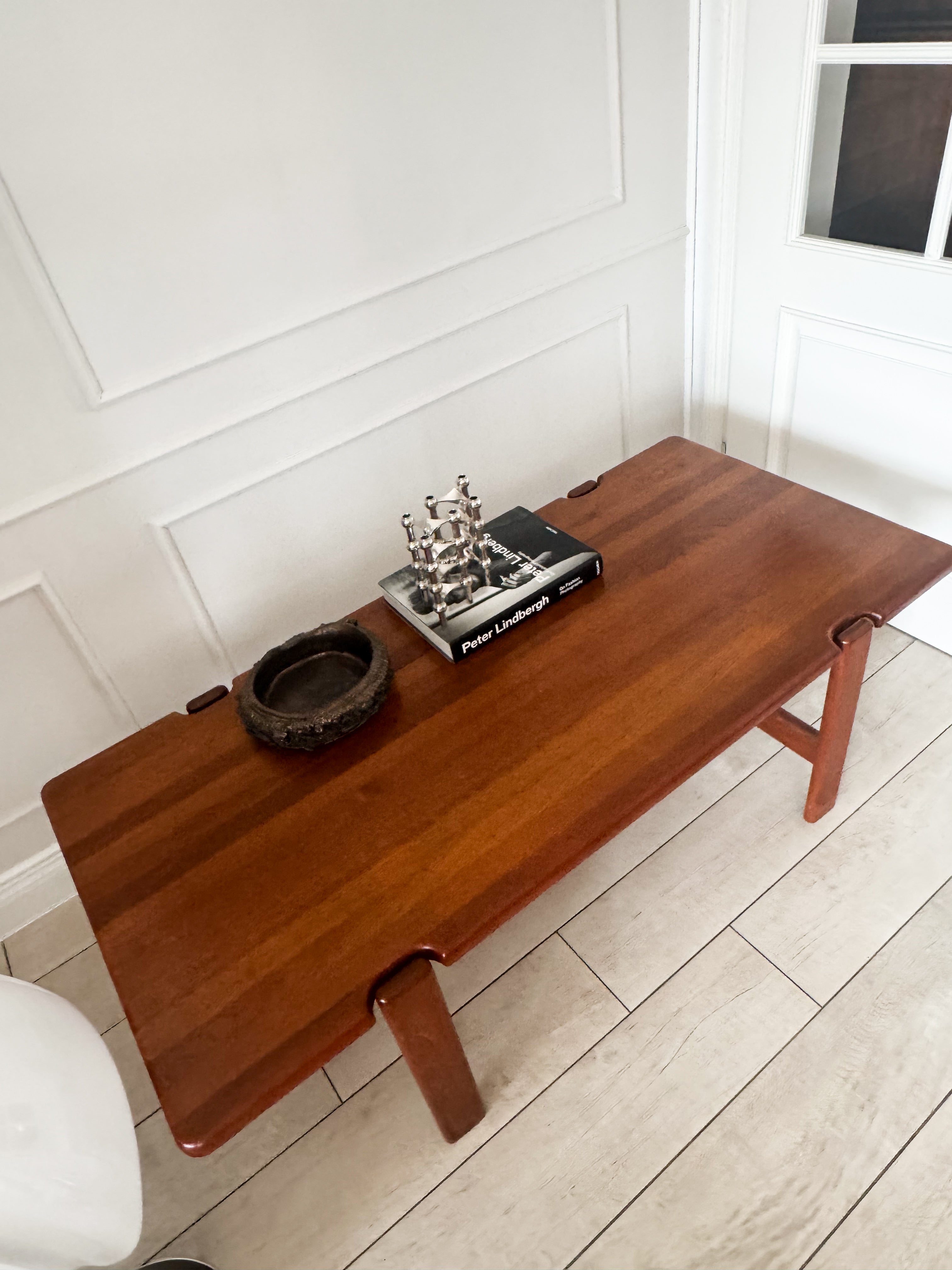 VINTAGE 70er COUCHTISCH MASSIVES TEAKHOLZ