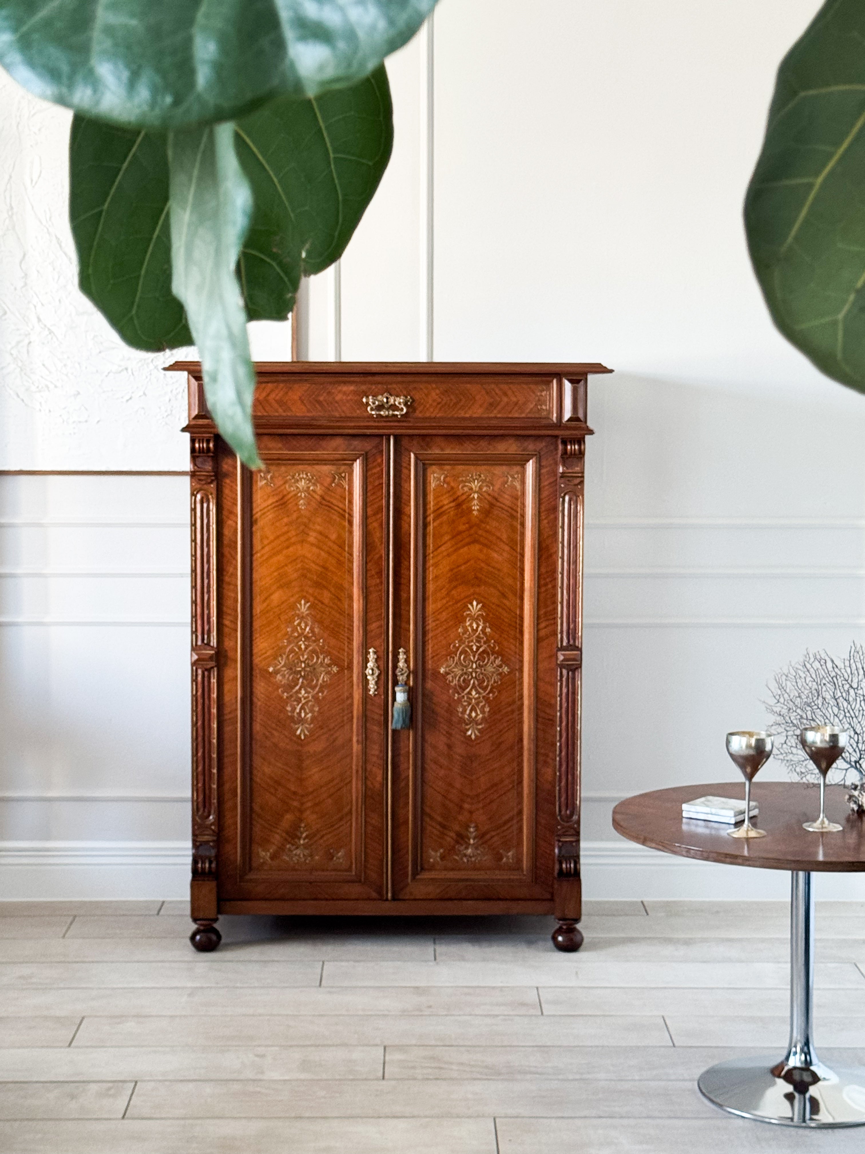 Noble Antique Cabinet Walnut