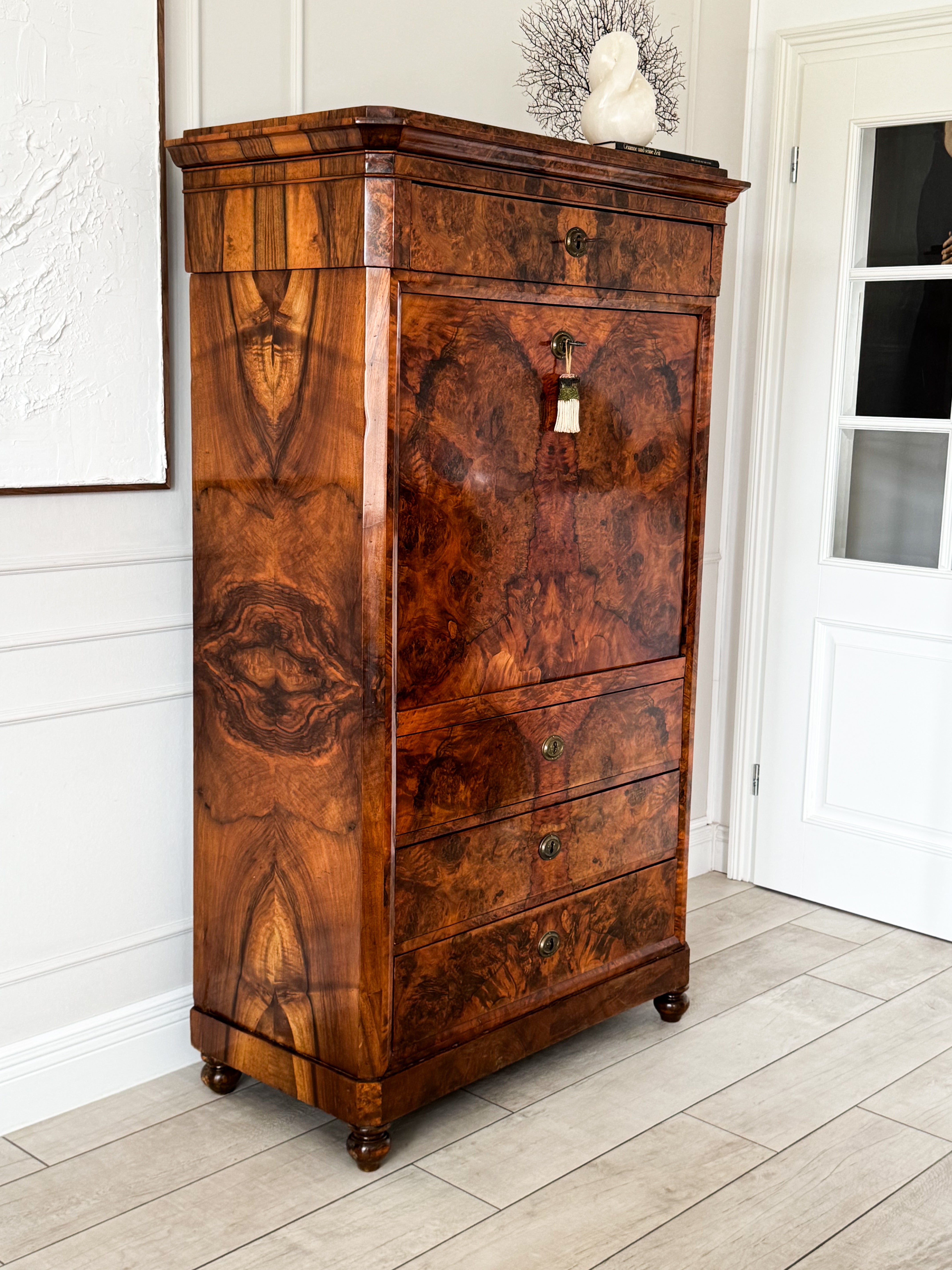 UNIQUE ANTIQUE BIEDERMEIER SECRETARY BEAUTIFUL GRAIN