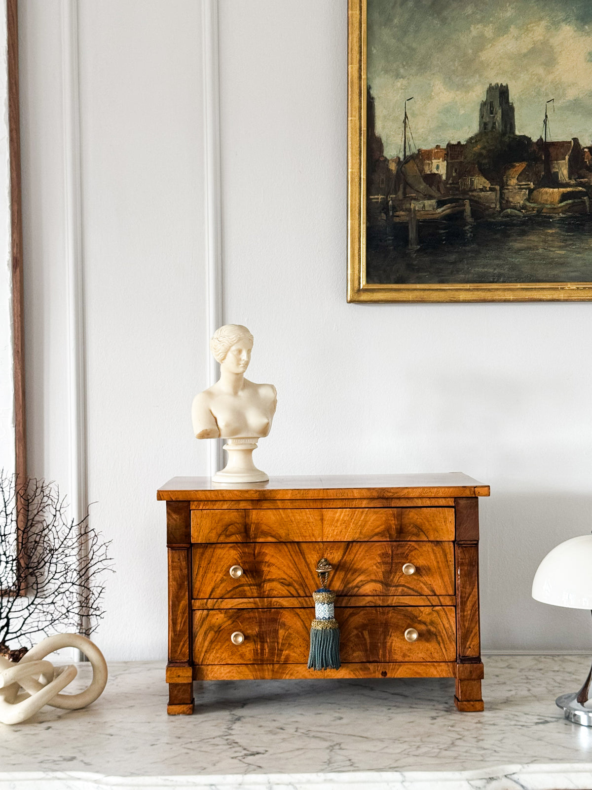 ANTIKE BIEDERMEIER MODELLKOMMODE MINIATURKOMMODE Schmuckstück