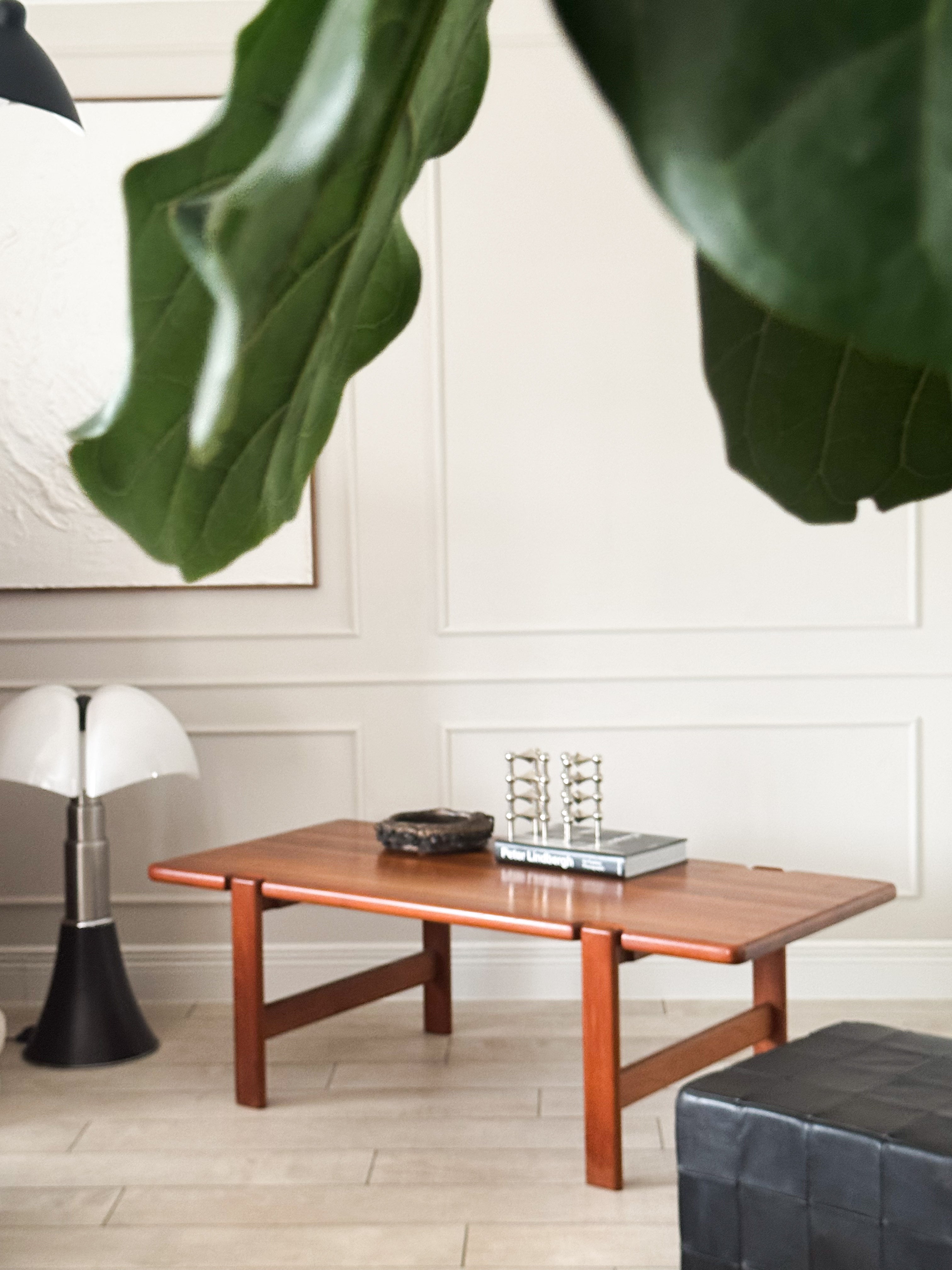 VINTAGE 70s COFFEE TABLE SOLID TEAK WOOD
