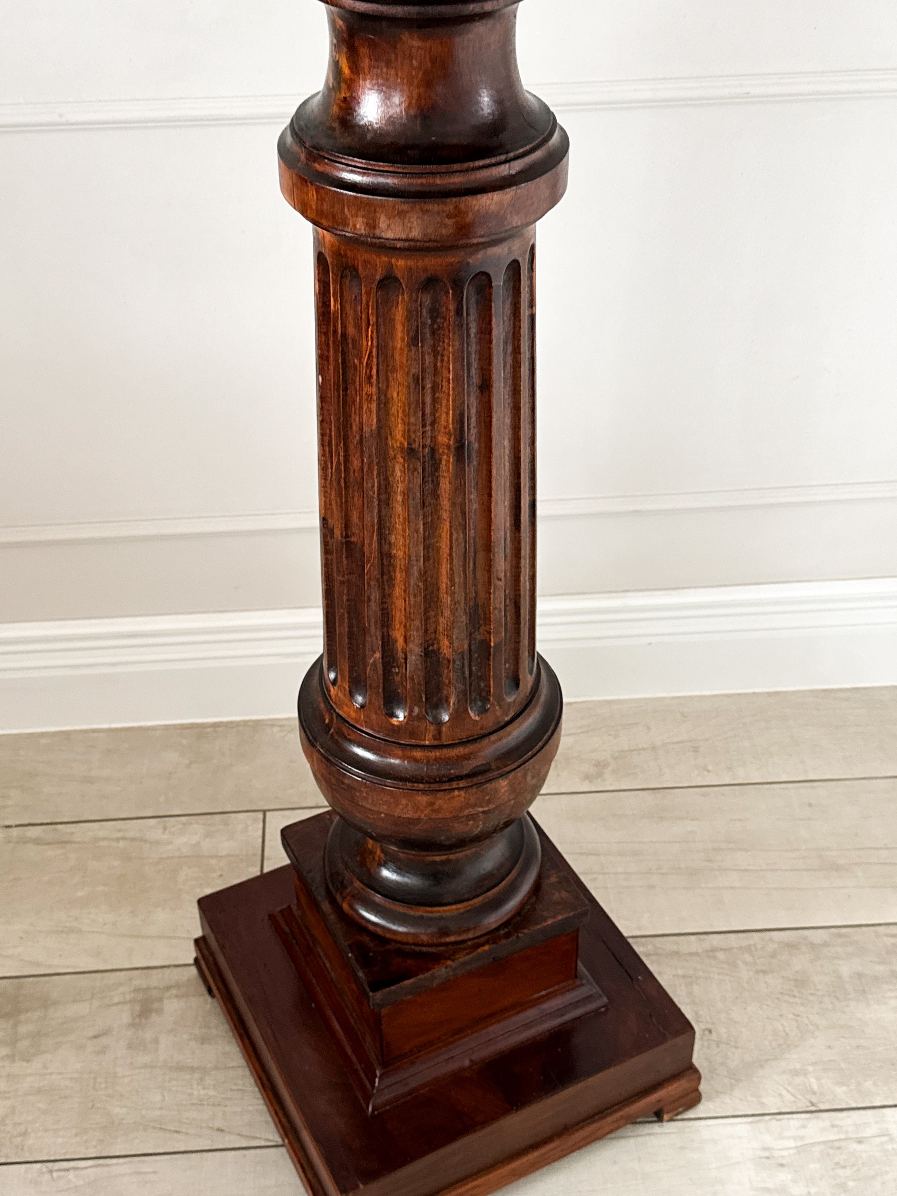 ANTIQUE COLUMN MADE OF SOLID WALNUT