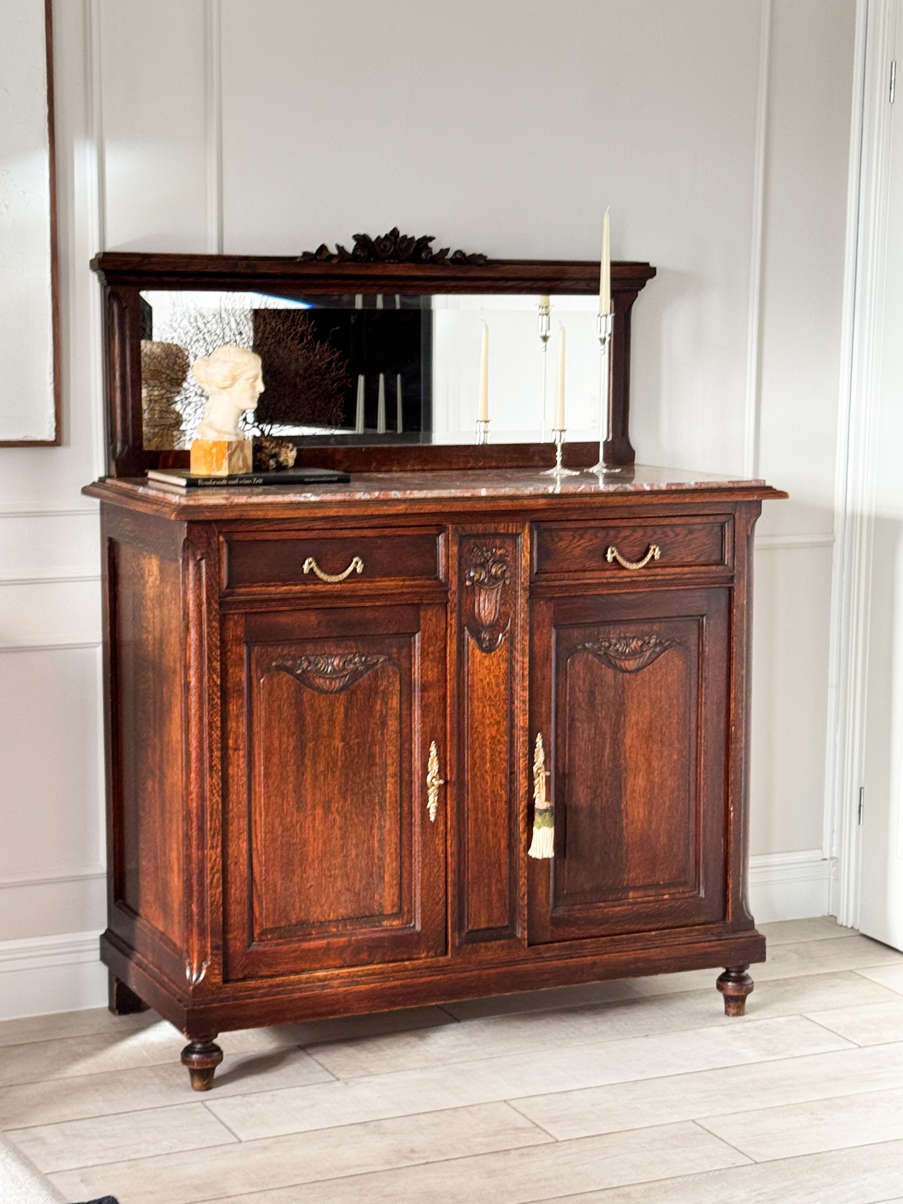 ANTIKE FRANZÖSISCHE SPIEGELKOMMODE MIT MARMORPLATTE