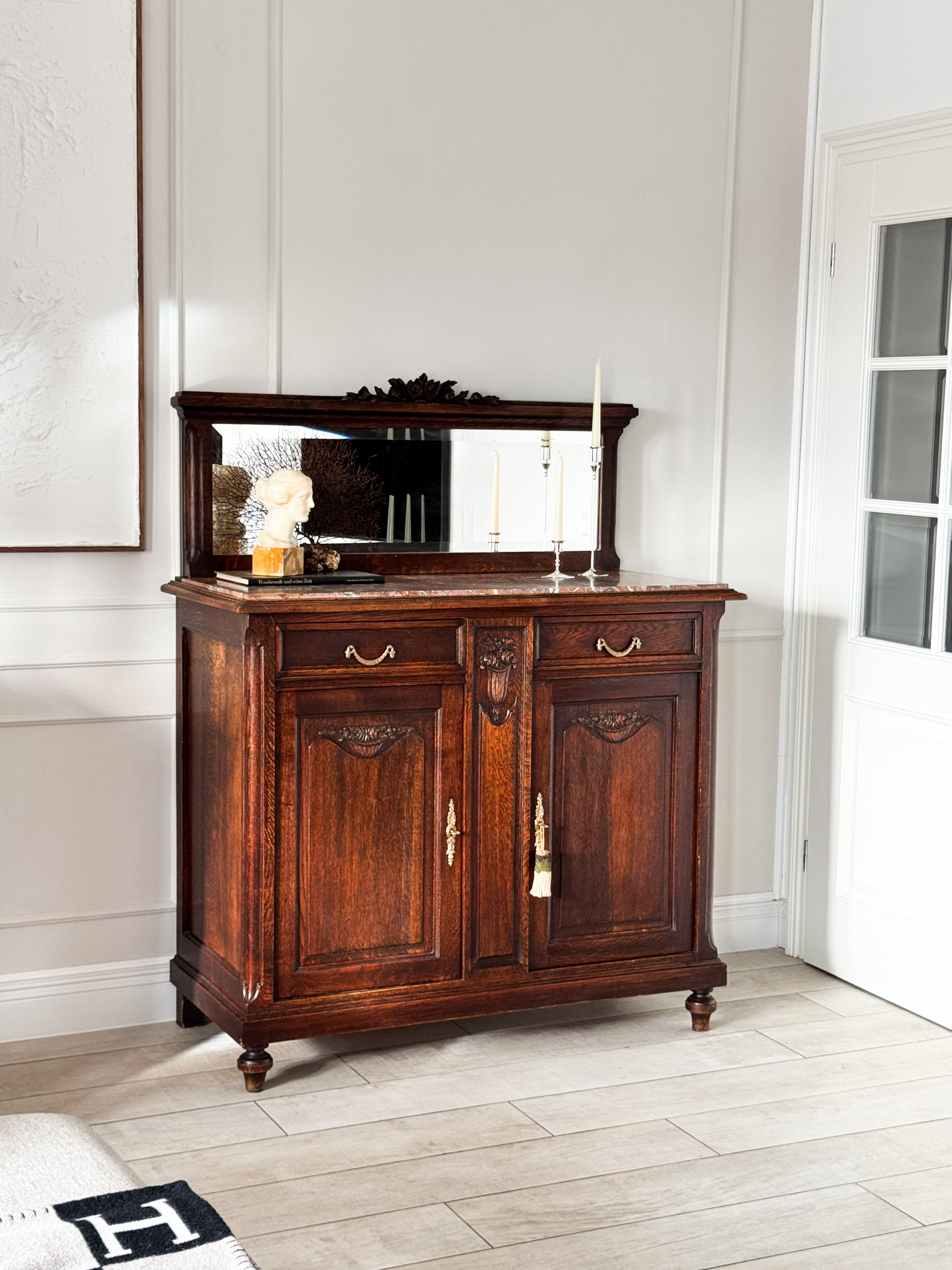 ANTIKE FRANZÖSISCHE SPIEGELKOMMODE MIT MARMORPLATTE