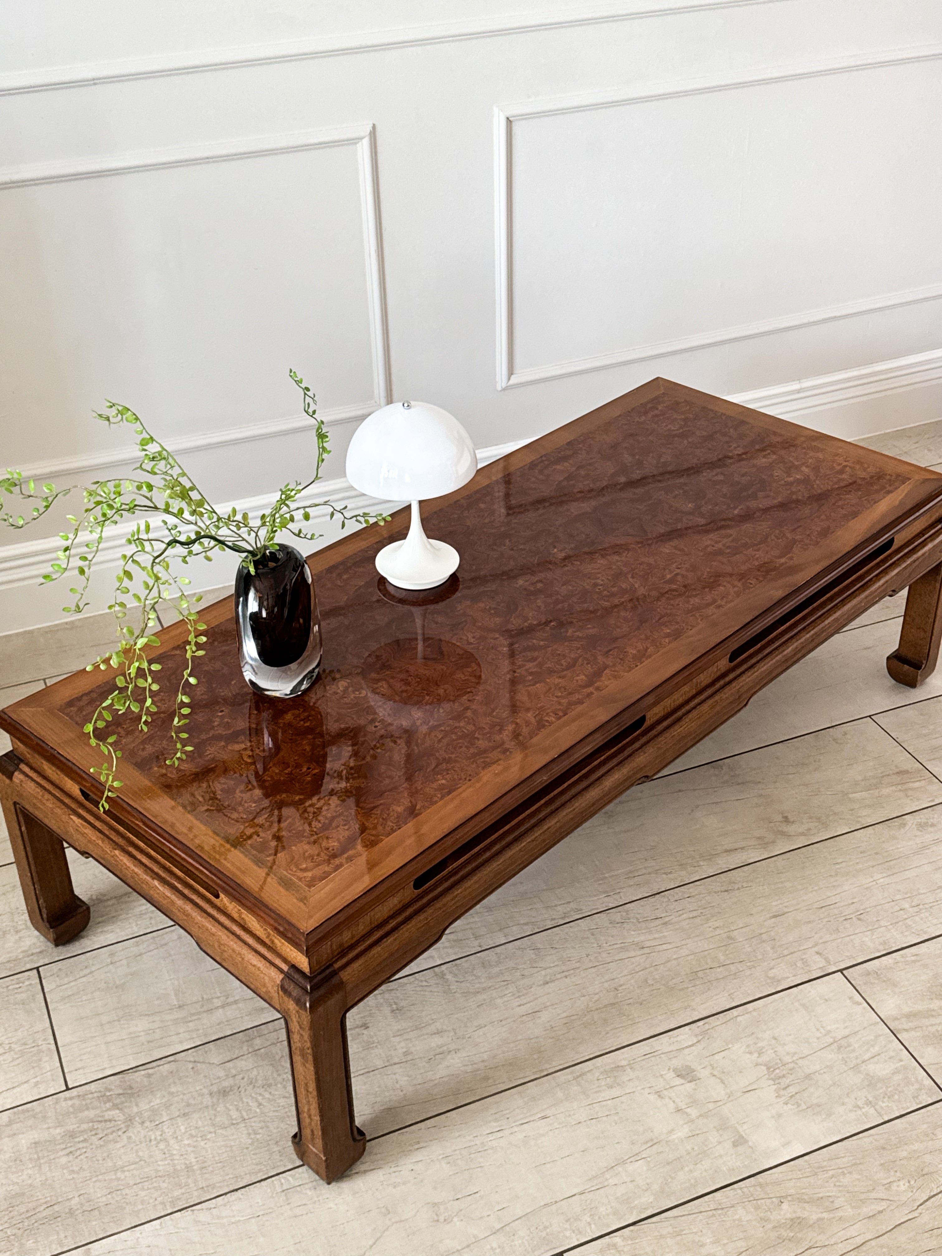 VINTAGE 70s COFFEE TABLE BEAUTIFUL SHAPE