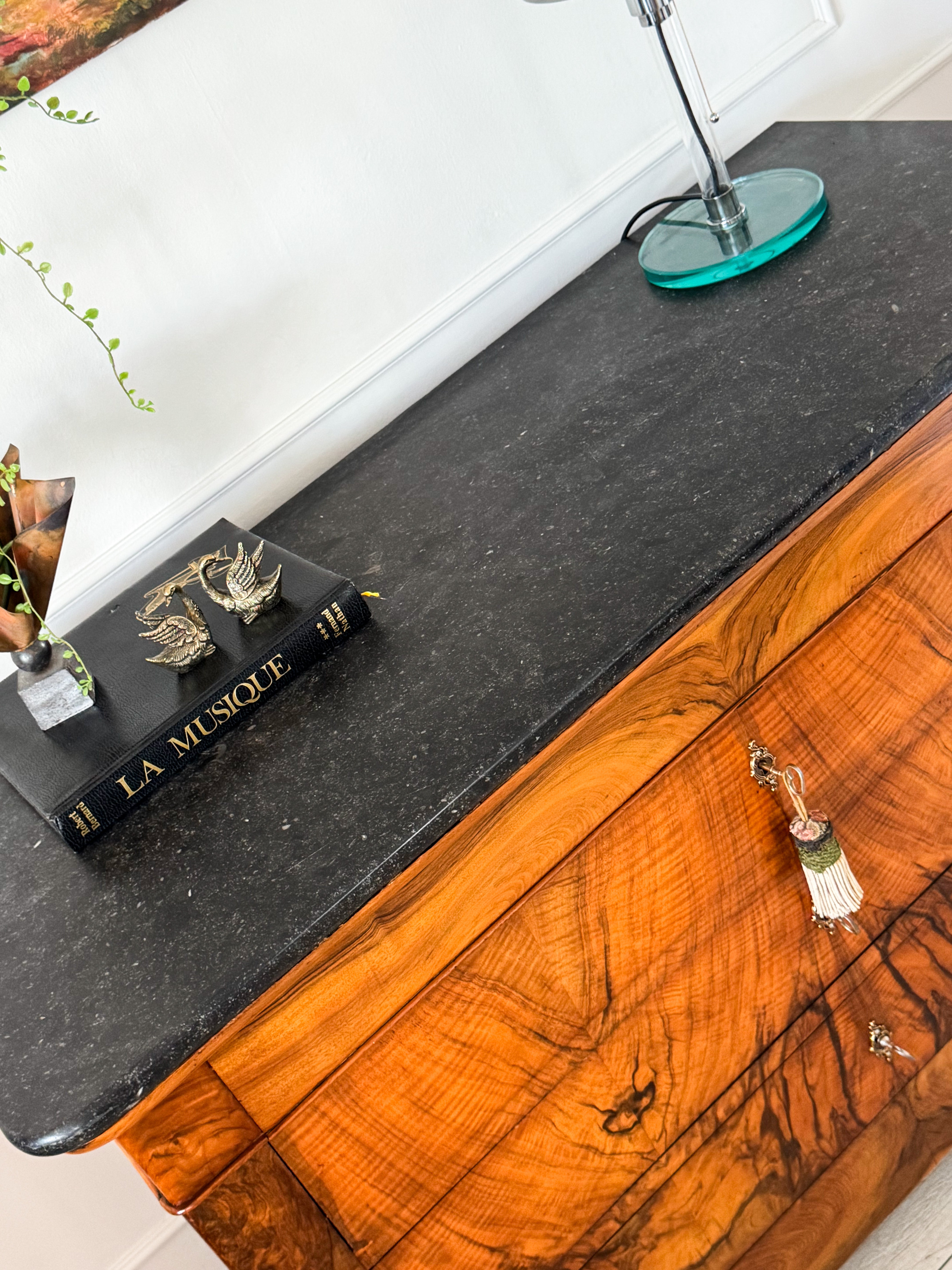 ANTIQUE BIEDERMEIER CHEST OF DRAWERS WITH MARBLE TOP