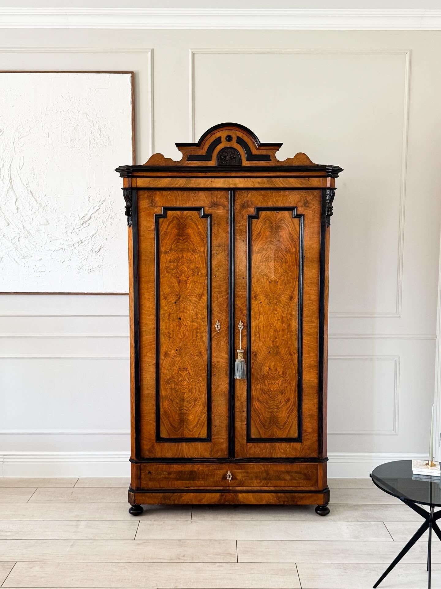 ELDER ANTIQUE CABINET VERTICAL CABINET IN WALNUT