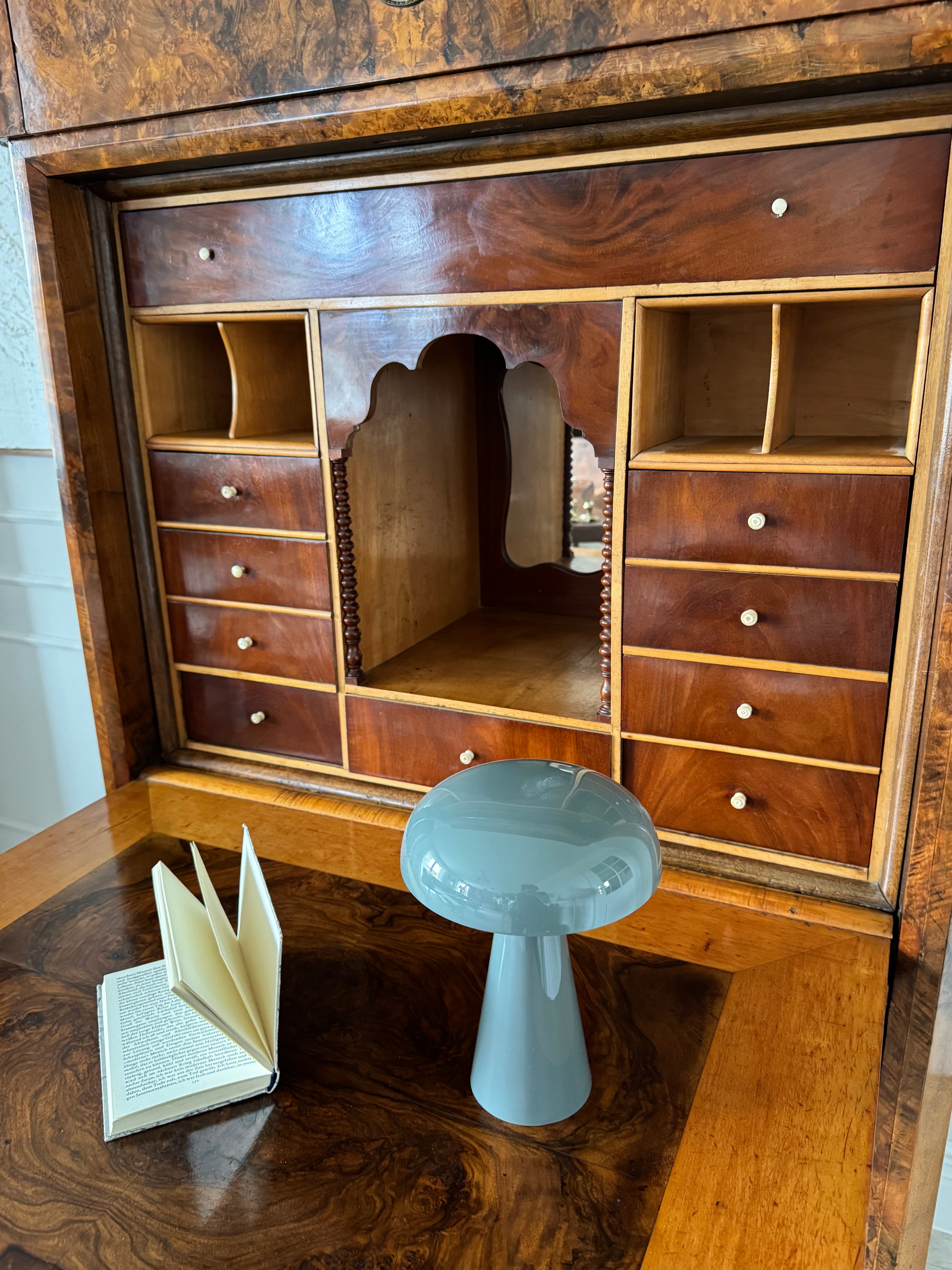 UNIQUE ANTIQUE BIEDERMEIER SECRETARY BEAUTIFUL GRAIN