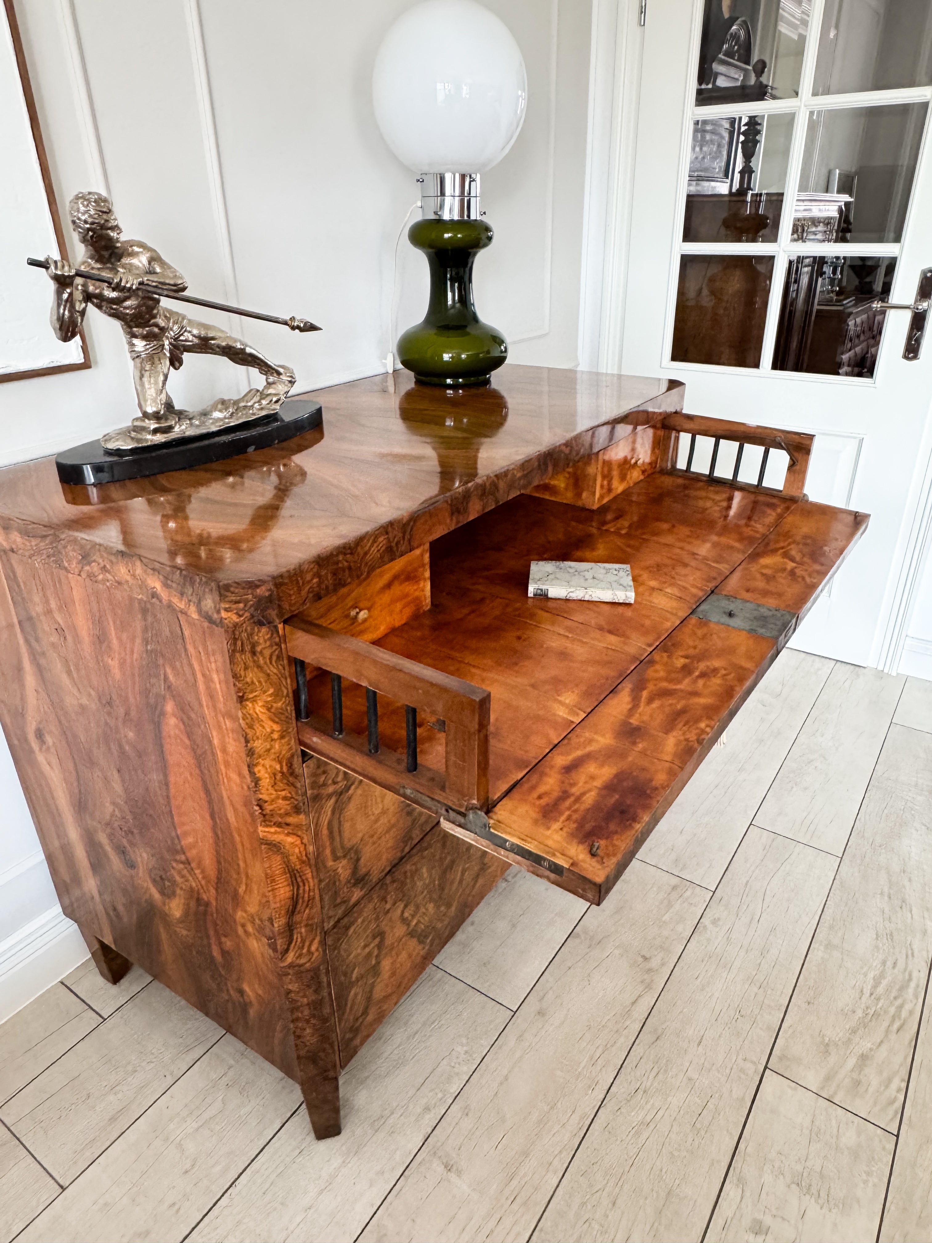 UNIQUE ELEGANT BIEDERMEIER WRITING COMMODE WALNUT