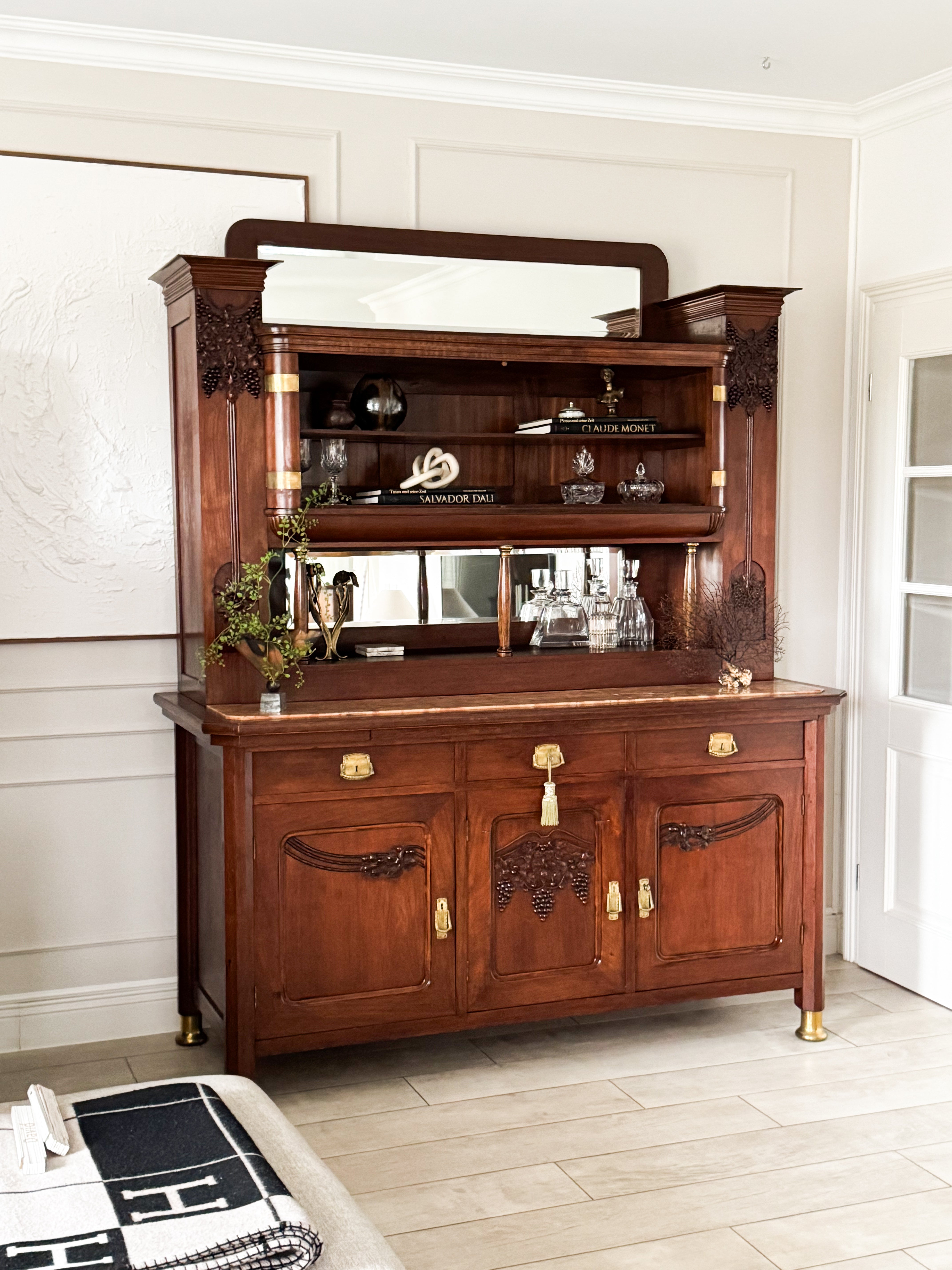 STILVOLLE ANTIKE ANRICHTE JUGENDSTIL