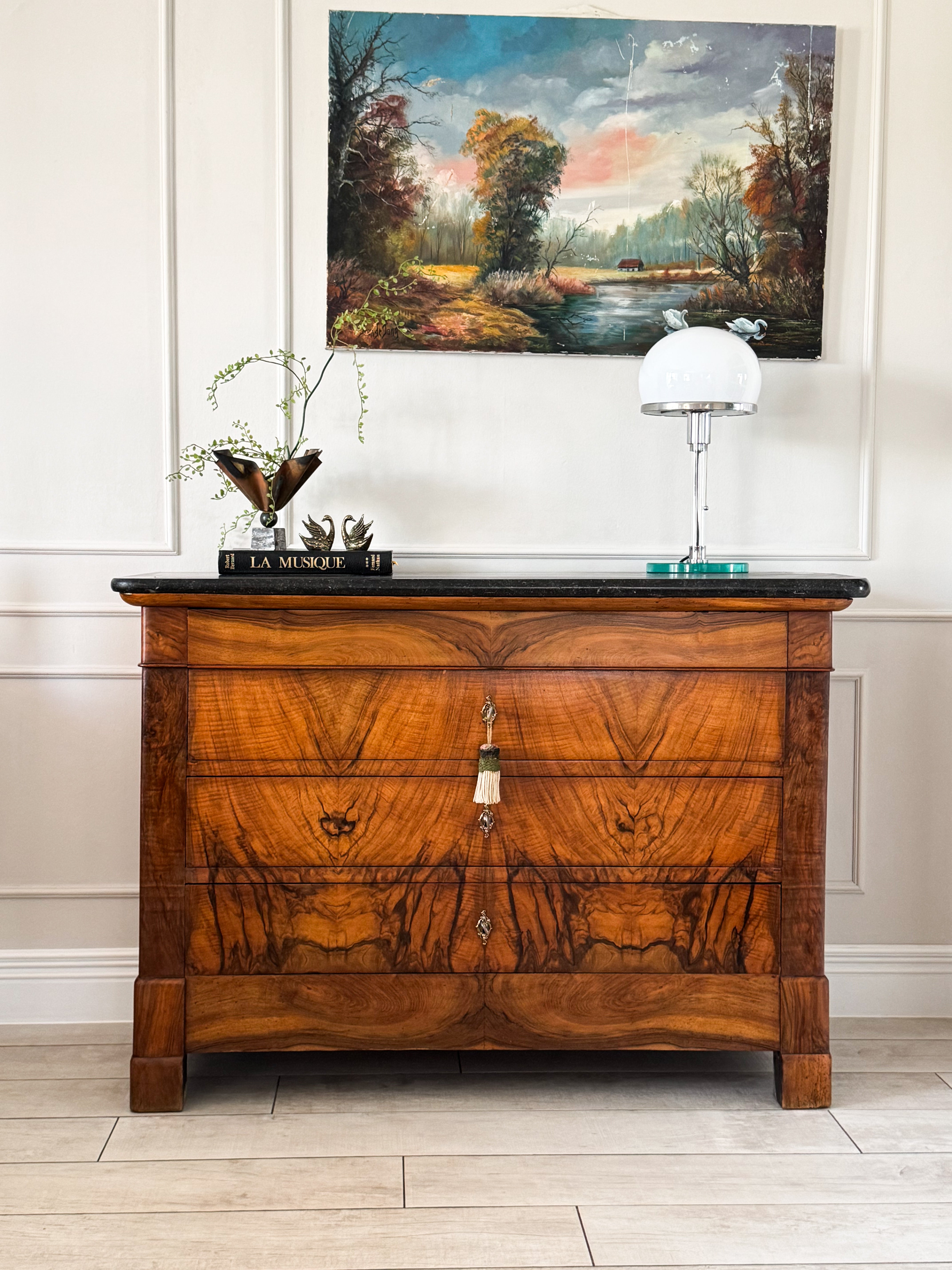 ANTIQUE BIEDERMEIER CHEST OF DRAWERS WITH MARBLE TOP