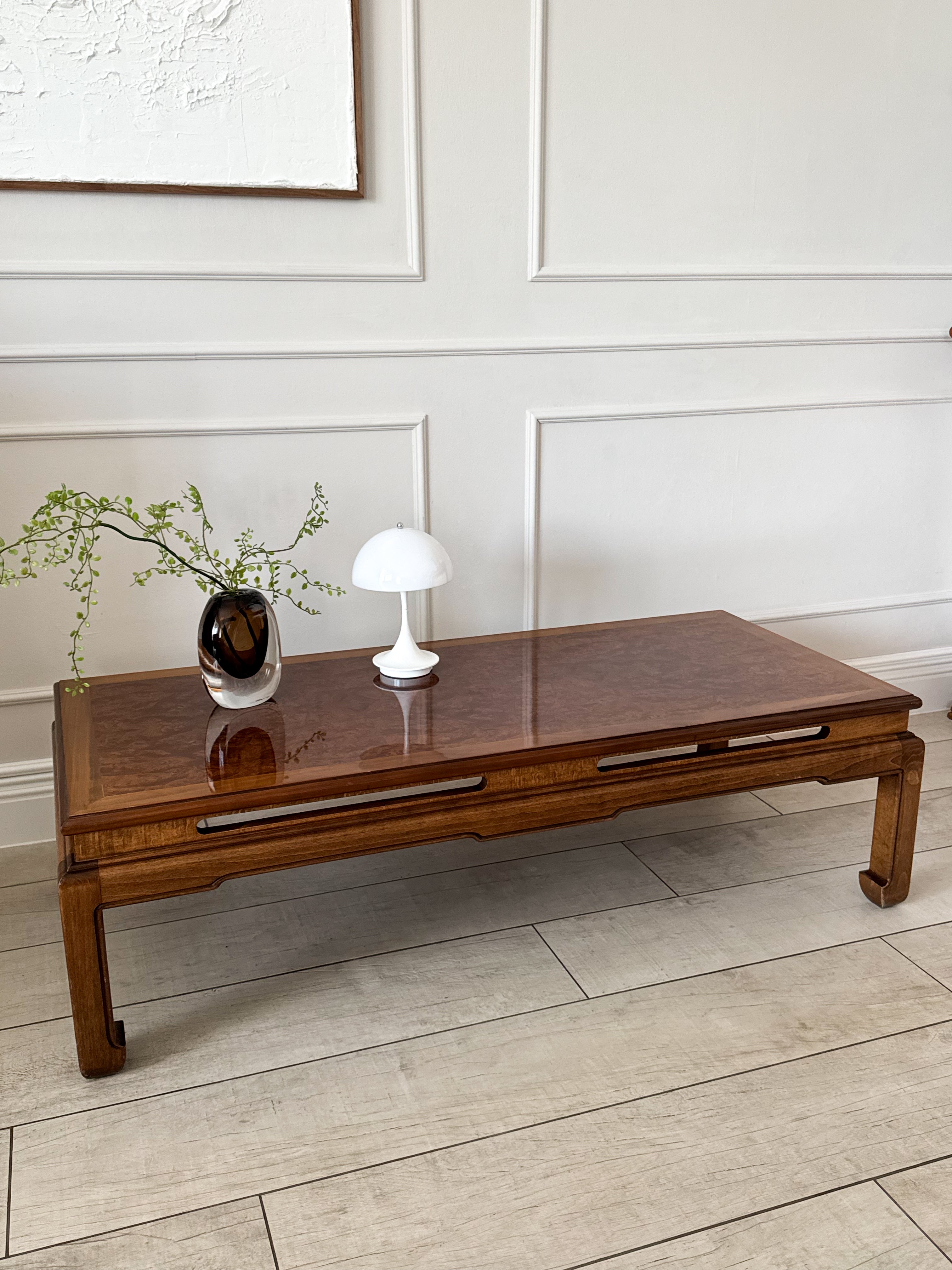 VINTAGE 70s COFFEE TABLE BEAUTIFUL SHAPE