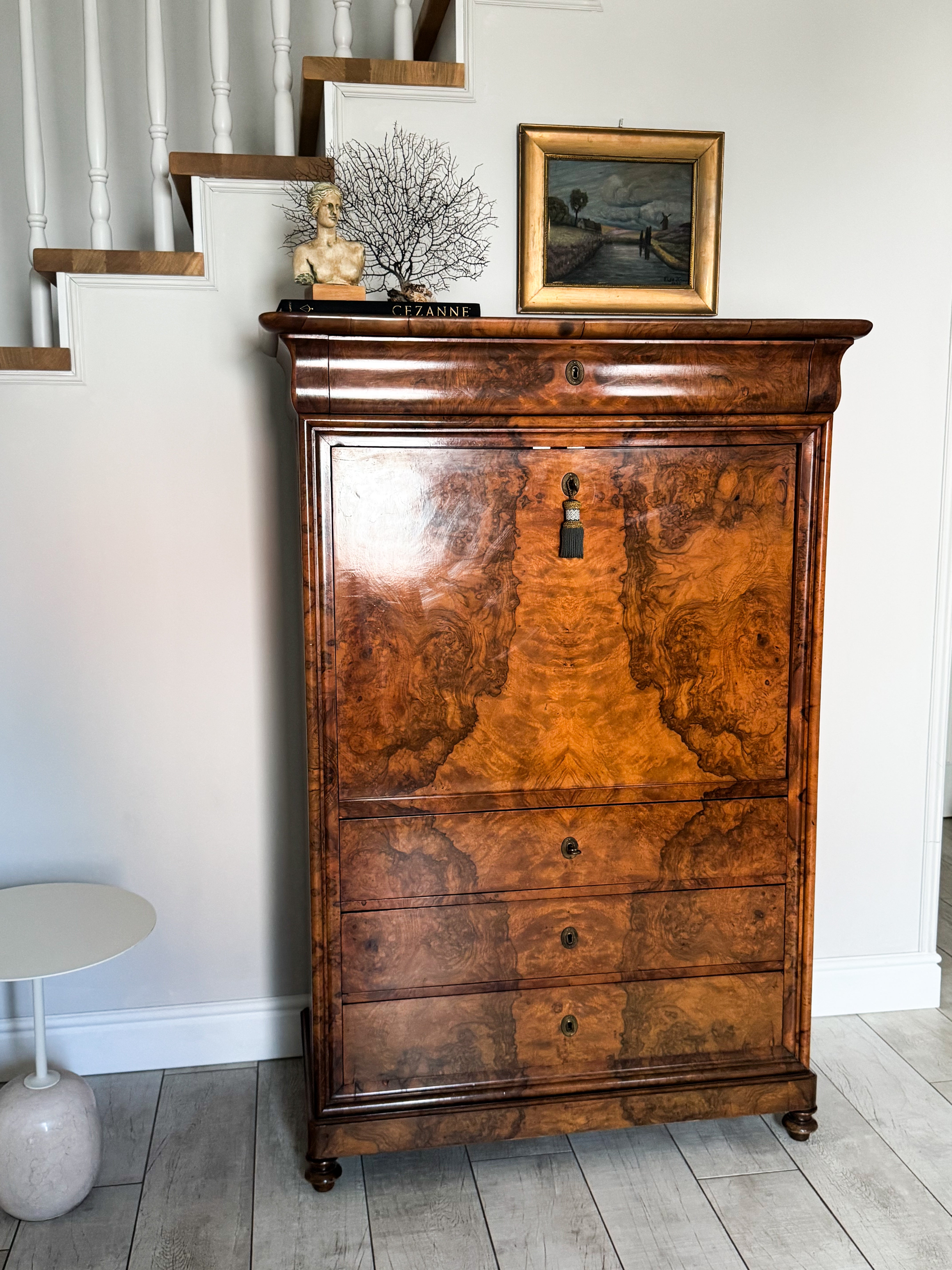 ANTIKER BIEDERMEIER SEKRETÄR NUSSBAUM SCHÖNE MASERUNG