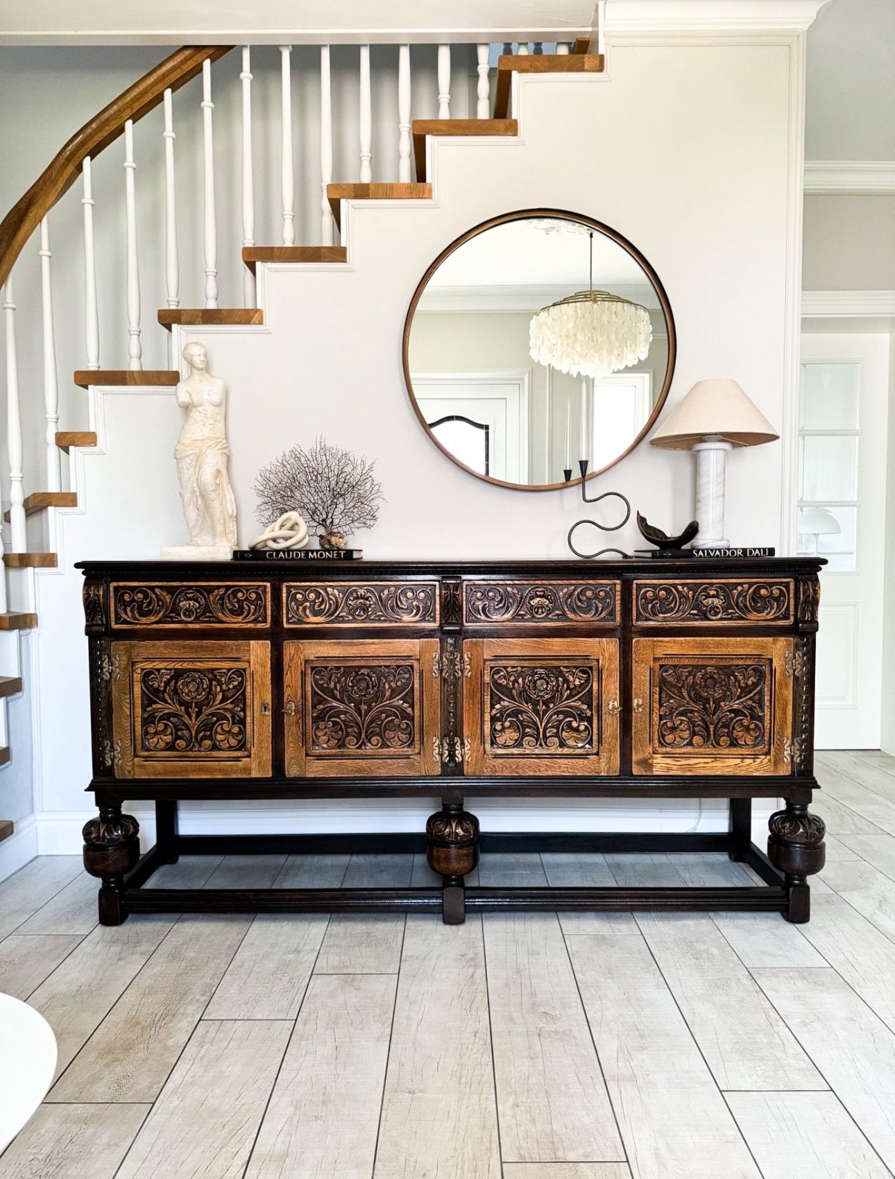Prächtiges edwardianisches Sideboard mit kunstvollen Schnitzereien