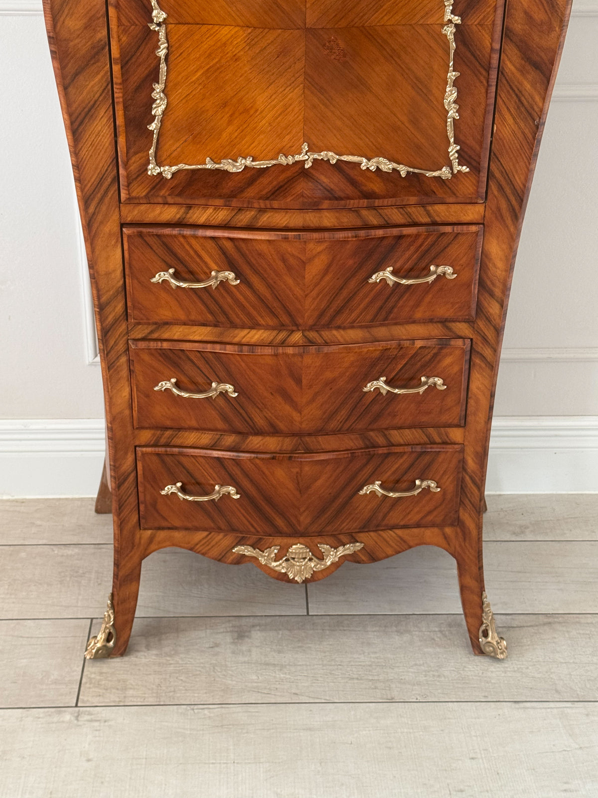 ANTIKER FRANZÖSISCHER DAMENSEKRETÄR LOUIS XV STIL MIT MARMORPLATTE