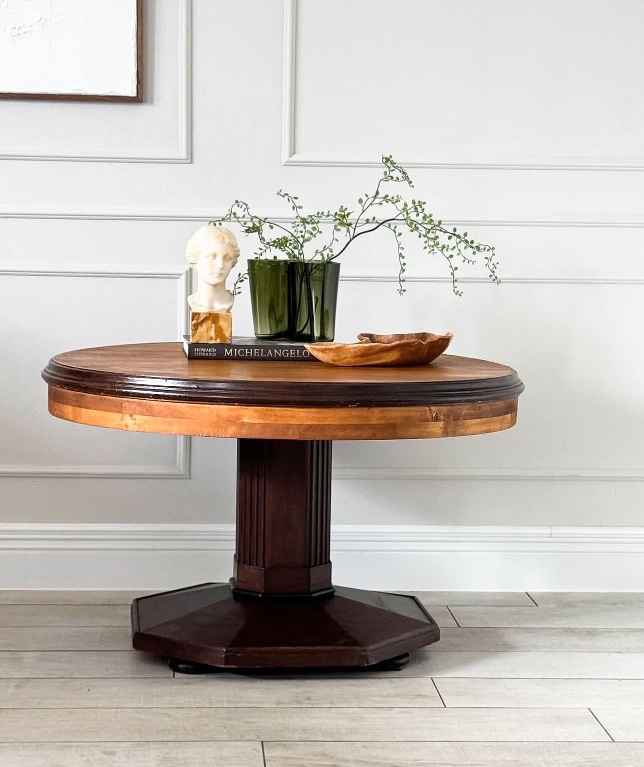 ANTIKER RUNDER ART DECO TISCH AUS FRANKREICH