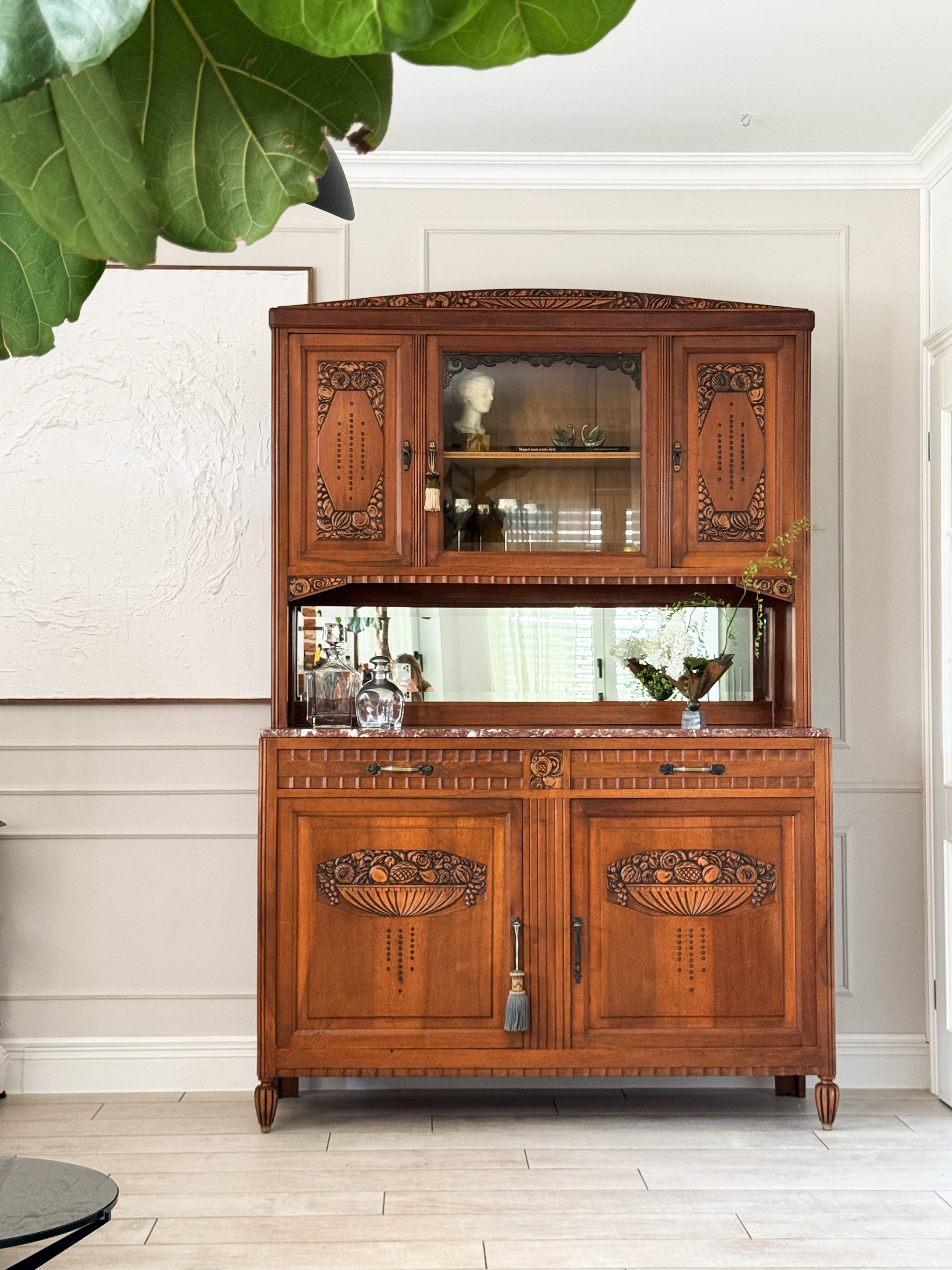 ANTIKER JUGENDSTIL BUFFETSCHRANK MIT MARMORPLATTE