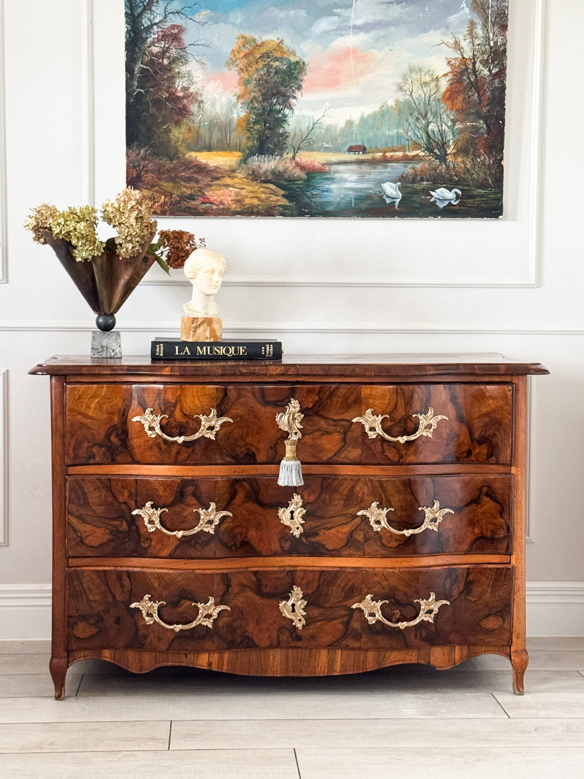 EDLE ANTIKE BAROCK KOMMODE AUS NUSSBAUM