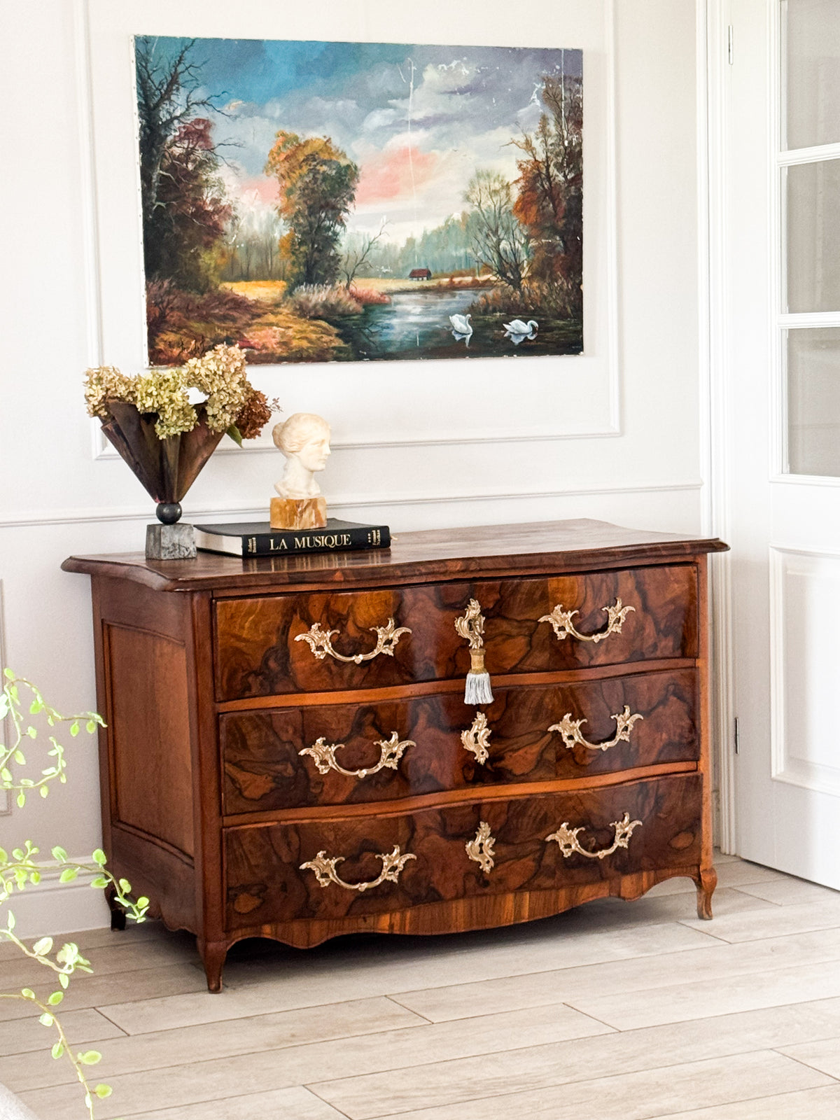EDLE ANTIKE BAROCK KOMMODE AUS NUSSBAUM
