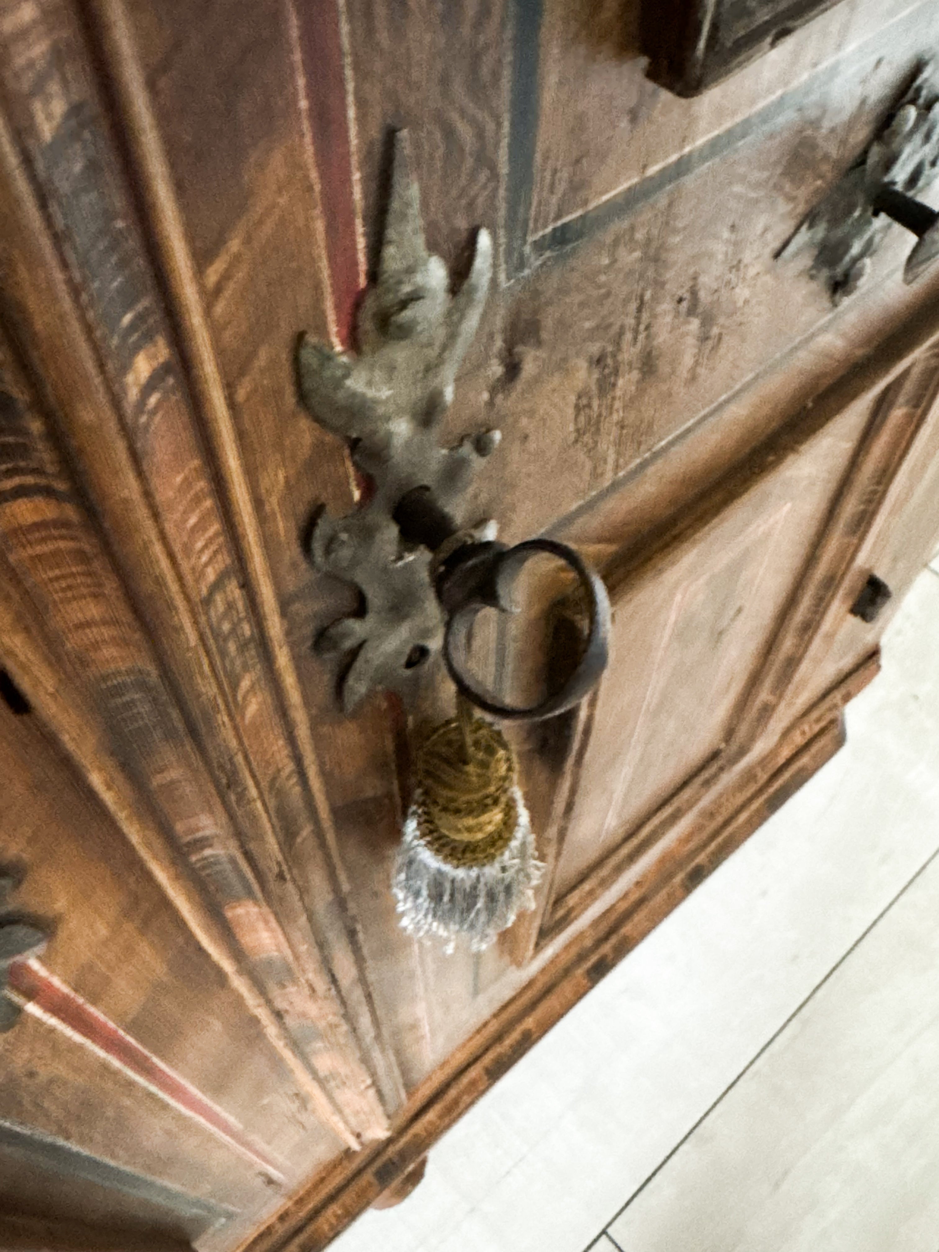 ANTIKER BAUERNSCHRANK AUS DER BAROCKZEIT HANDBEMALT 1780