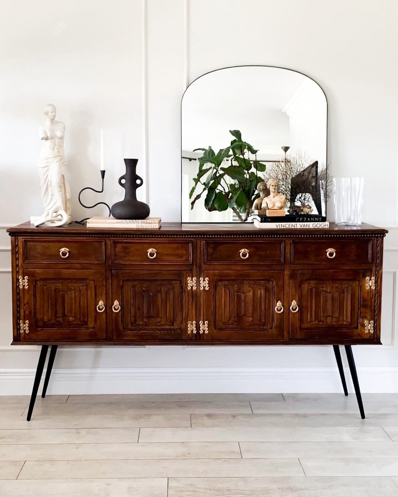 UNIQUE VINTAGE MODERN SIDEBOARD SOLID OAK