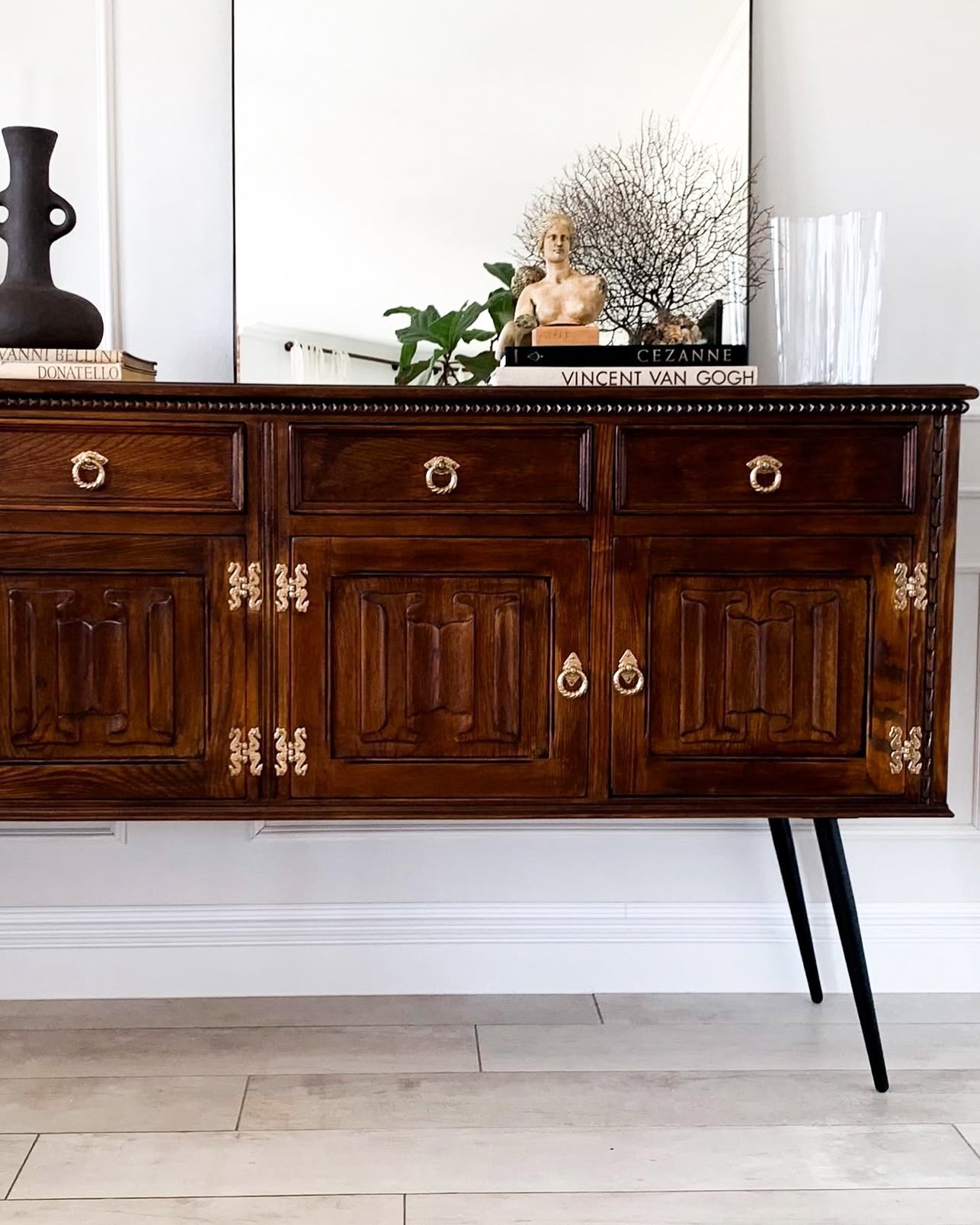 UNIQUE VINTAGE MODERN SIDEBOARD SOLID OAK