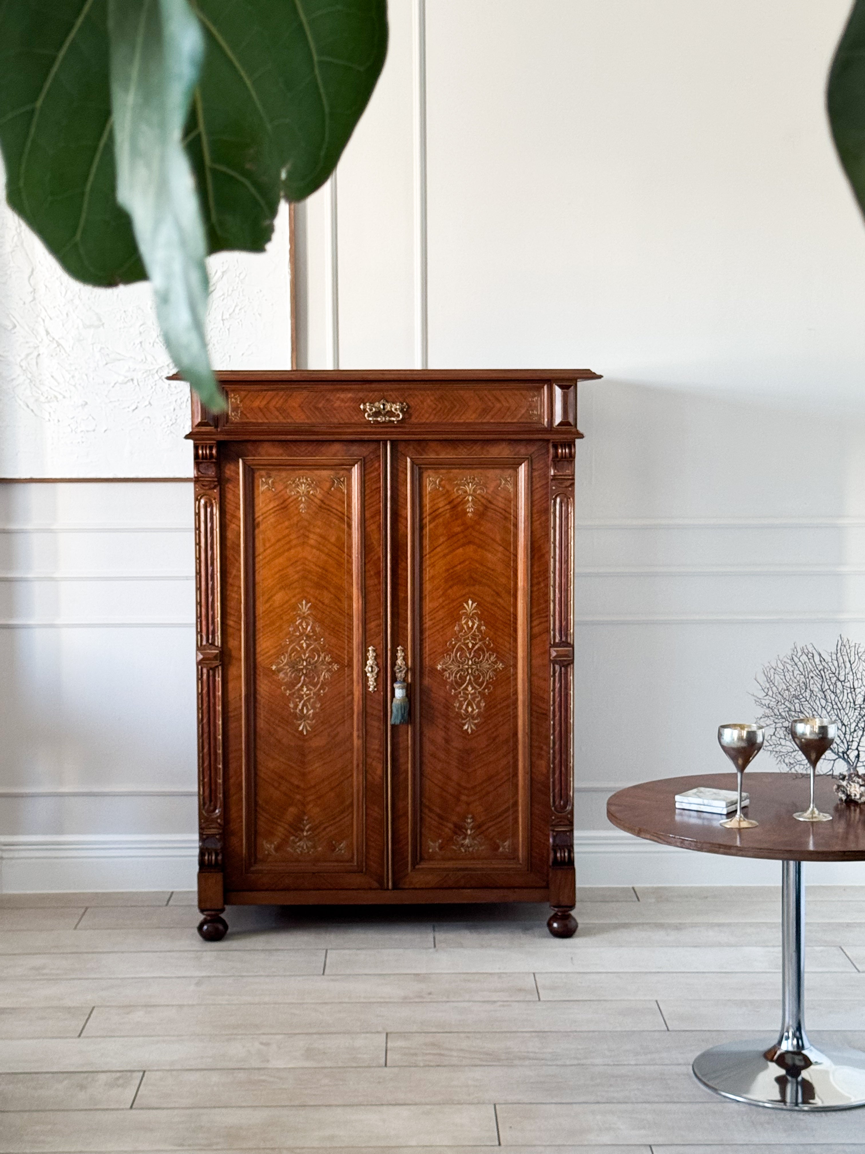 Noble Antique Cabinet Walnut