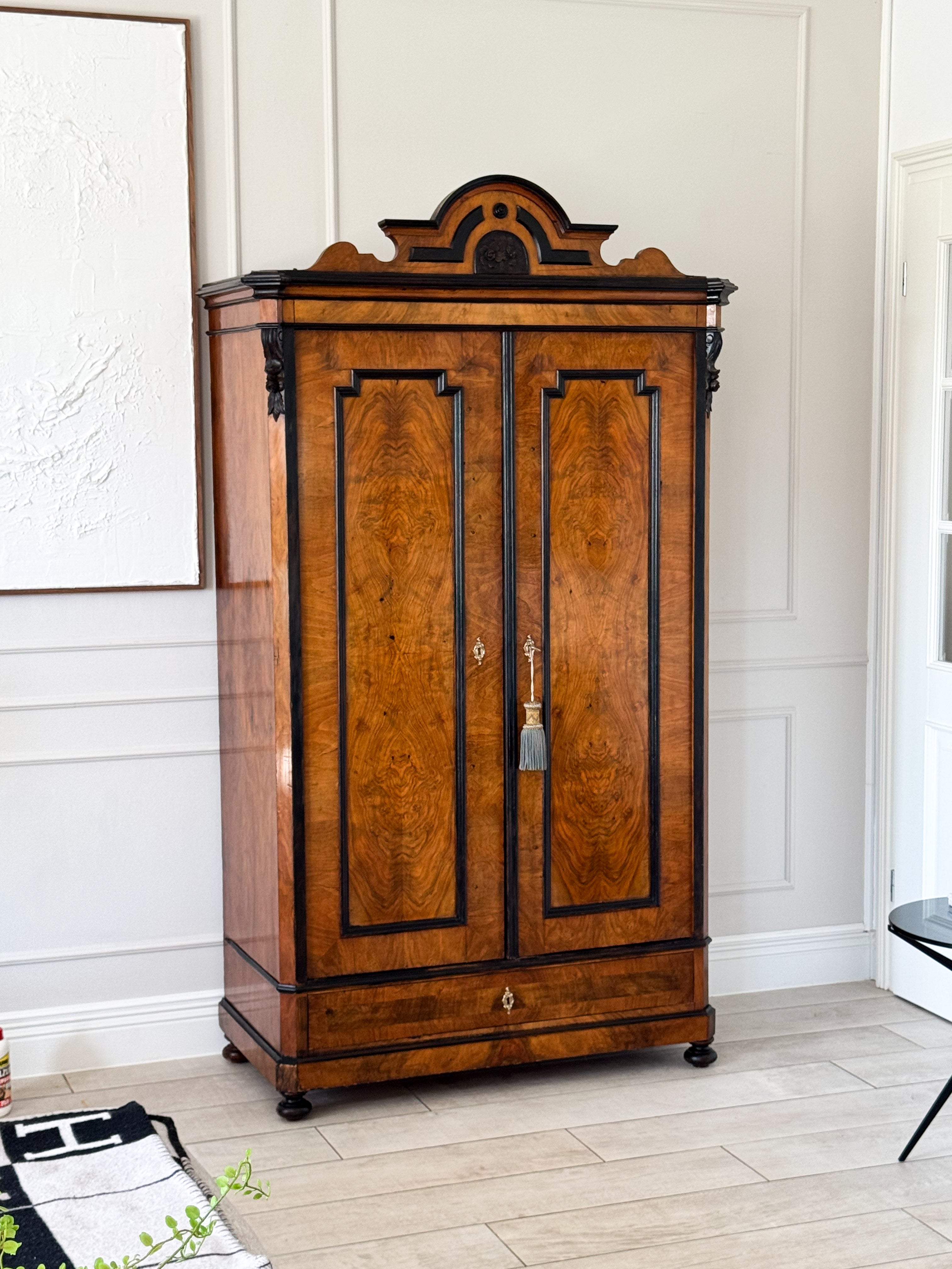 ELDER ANTIQUE CABINET VERTICAL CABINET IN WALNUT