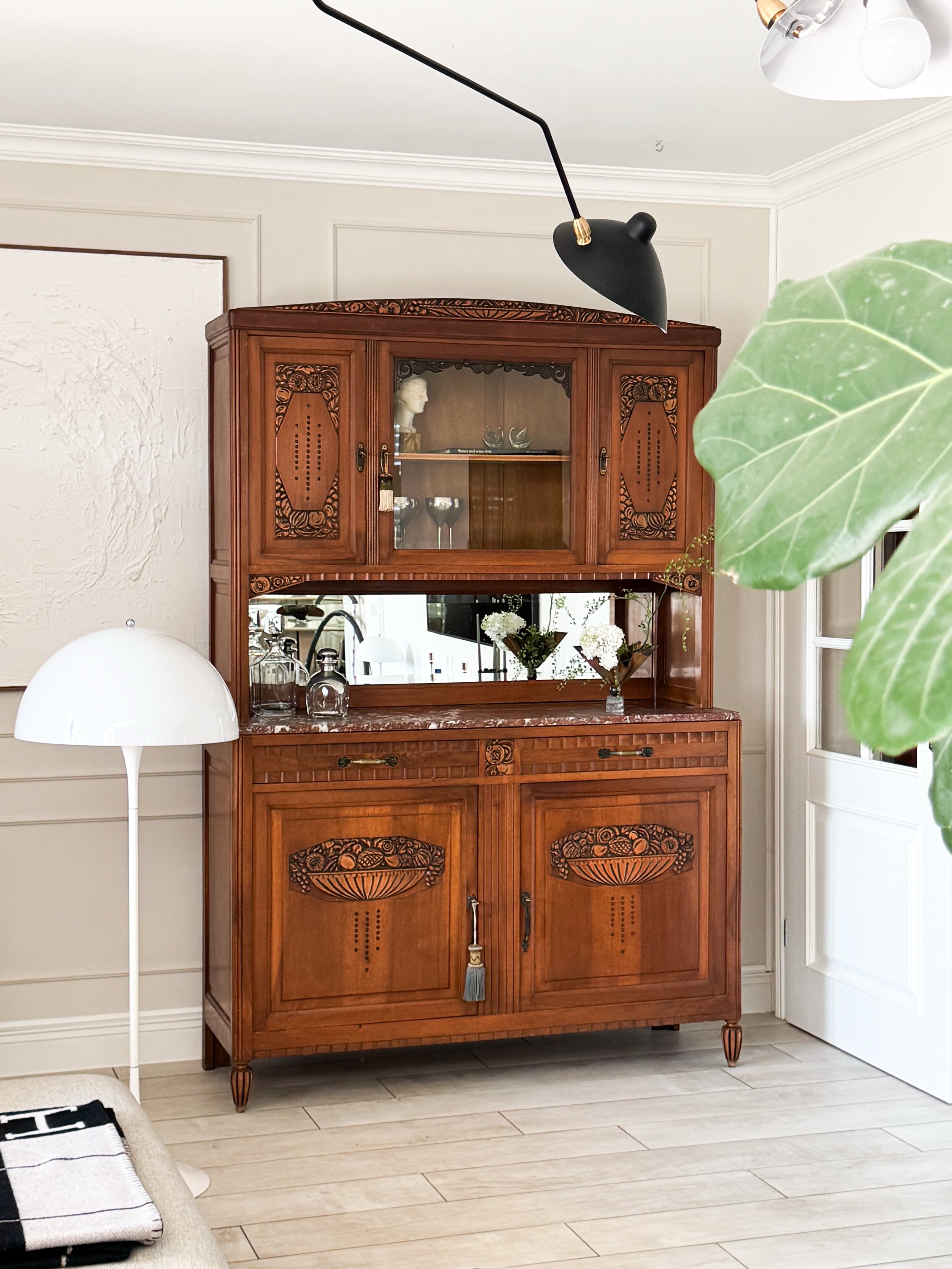 ANTIKER JUGENDSTIL BUFFETSCHRANK MIT MARMORPLATTE