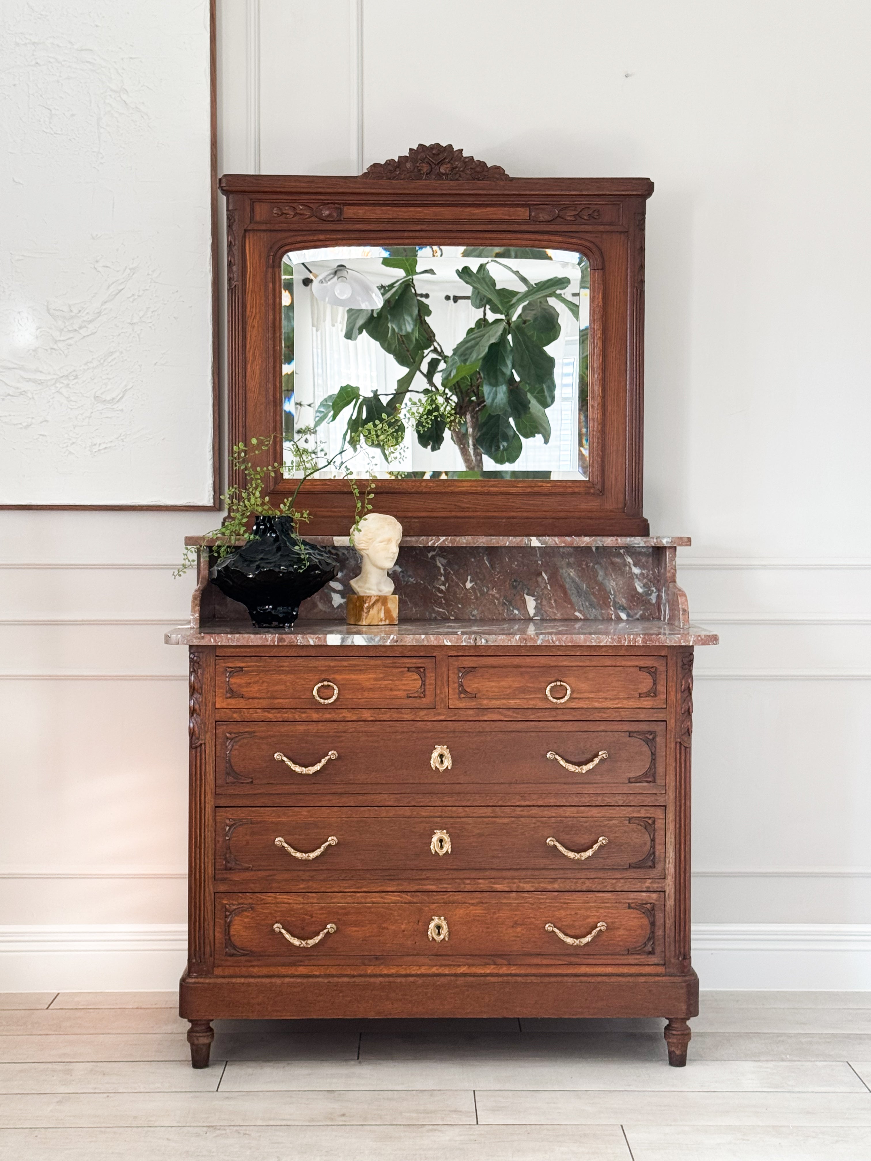 HÜBSCHE ANTIKE SPIEGELKOMMODE MIT MARMORPLATTE