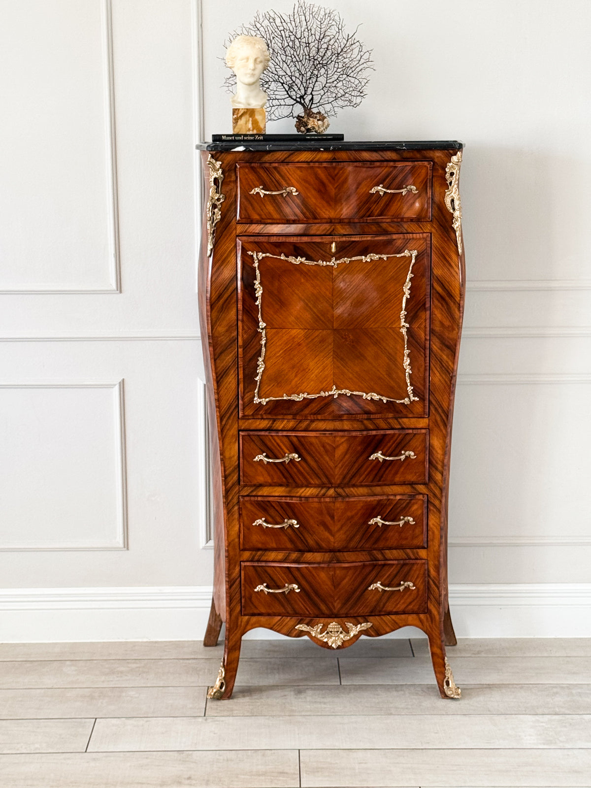 ANTIKER FRANZÖSISCHER DAMENSEKRETÄR LOUIS XV STIL MIT MARMORPLATTE