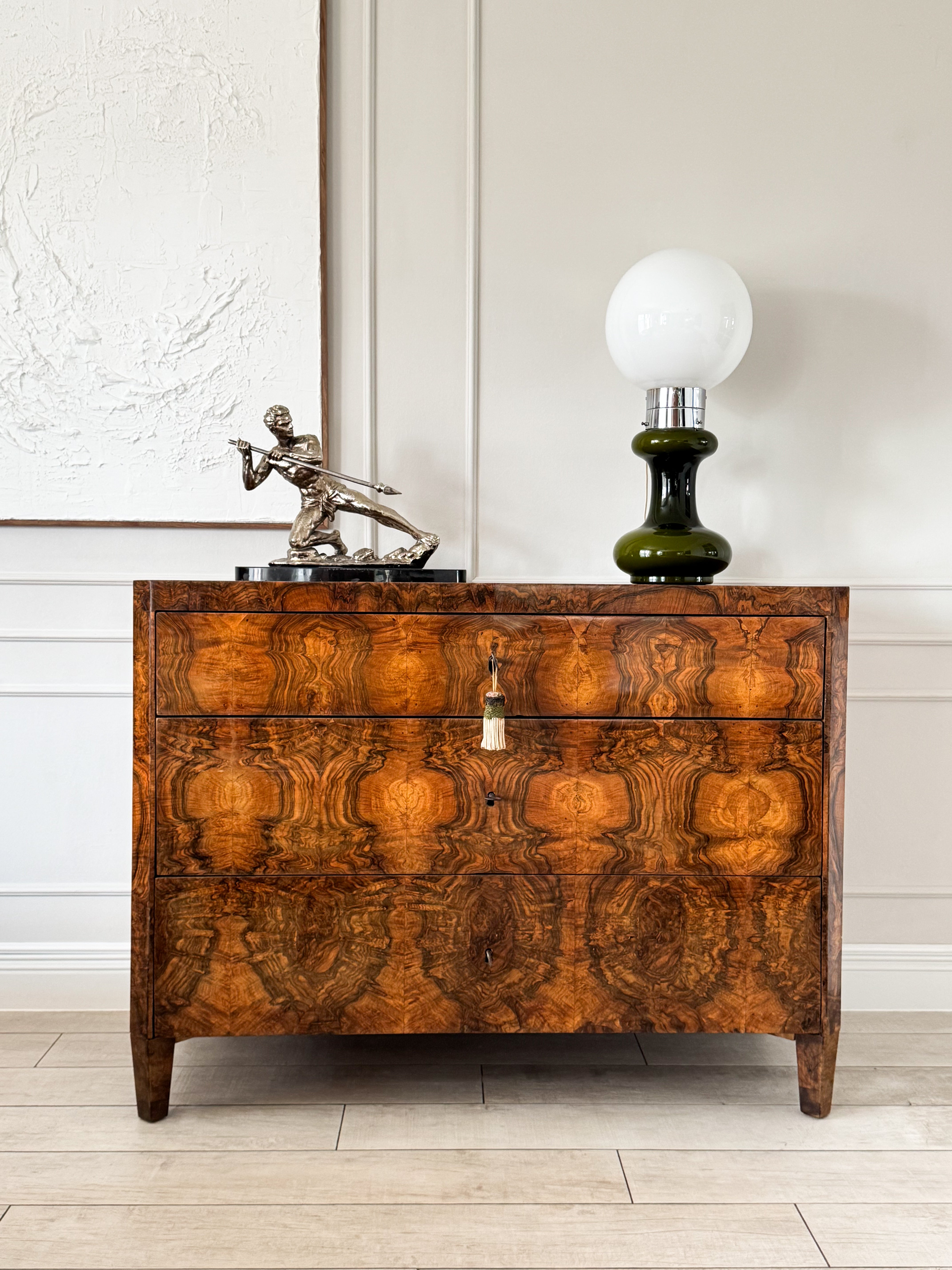 UNIQUE ELEGANT BIEDERMEIER WRITING COMMODE WALNUT
