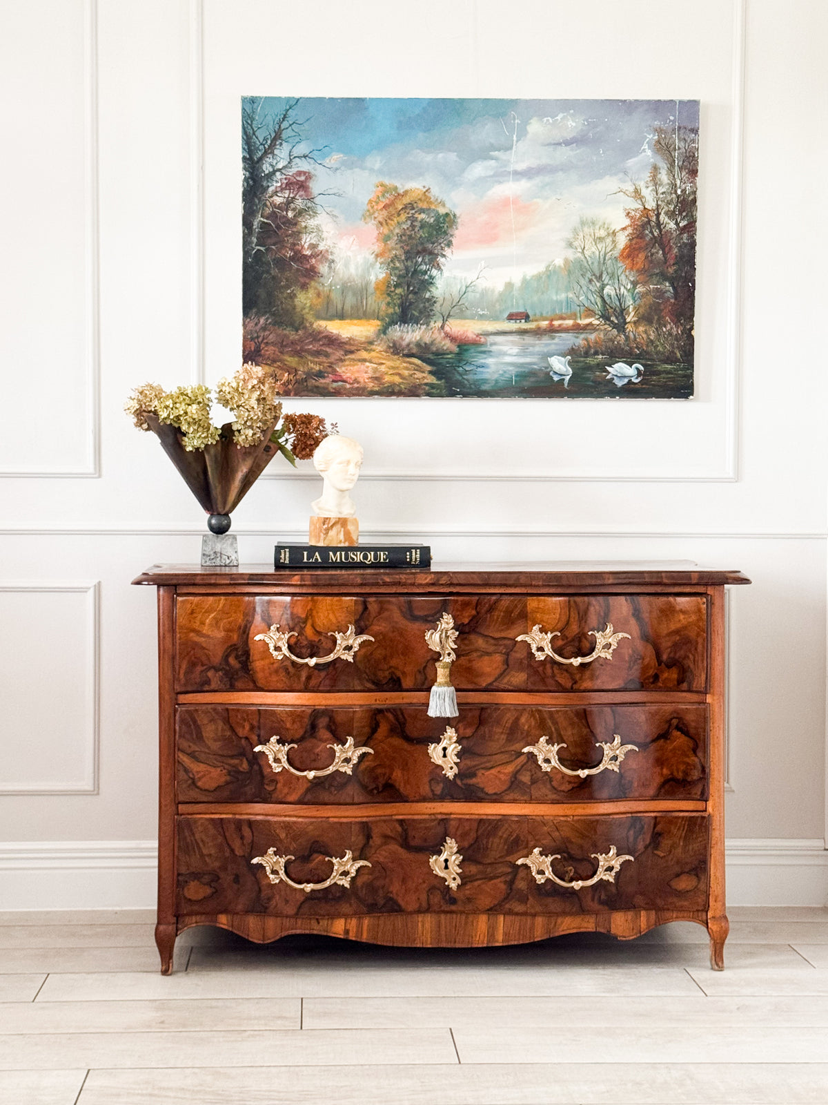 EDLE ANTIKE BAROCK KOMMODE AUS NUSSBAUM