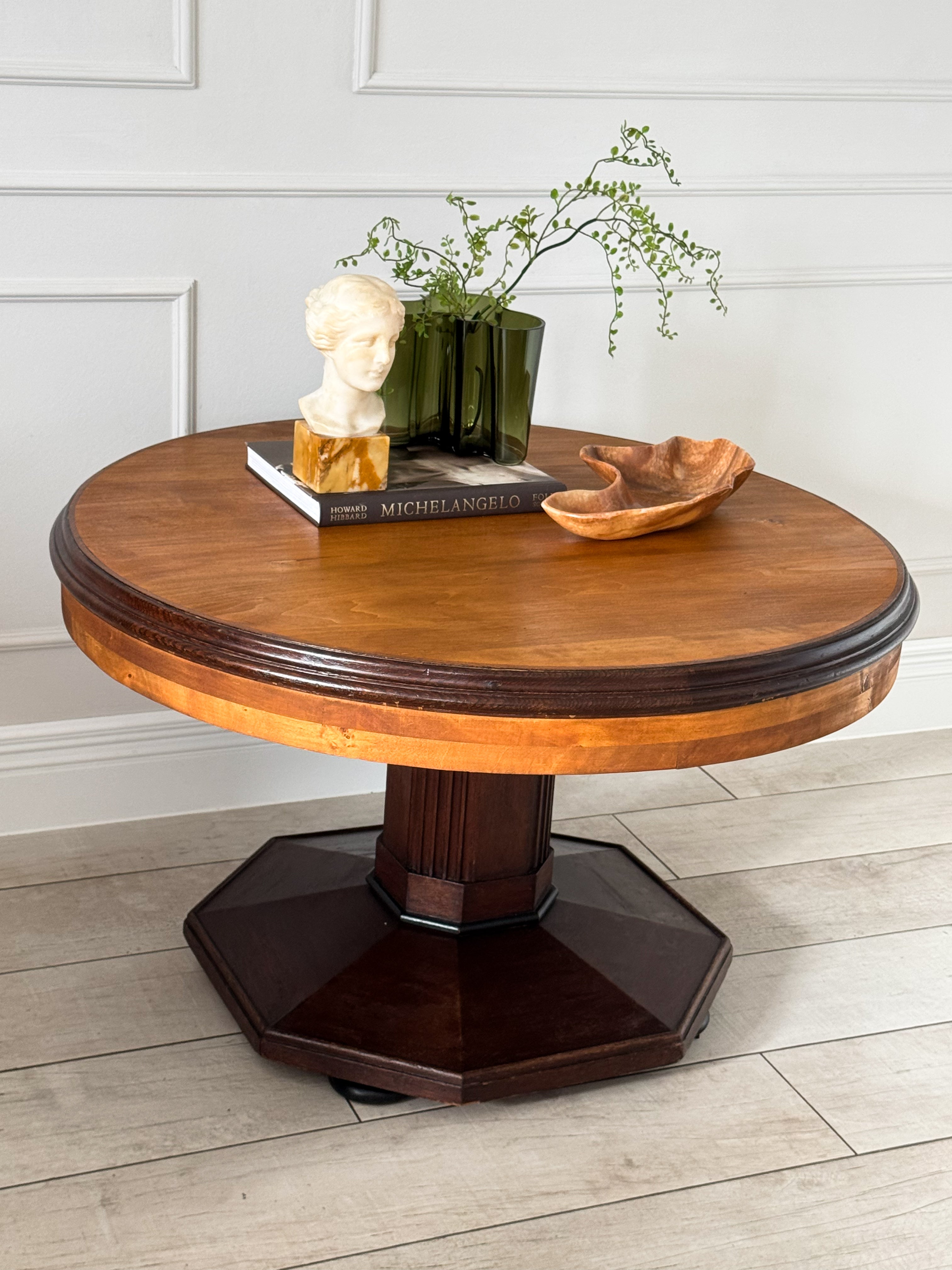 ANTIKER RUNDER ART DECO TISCH AUS FRANKREICH