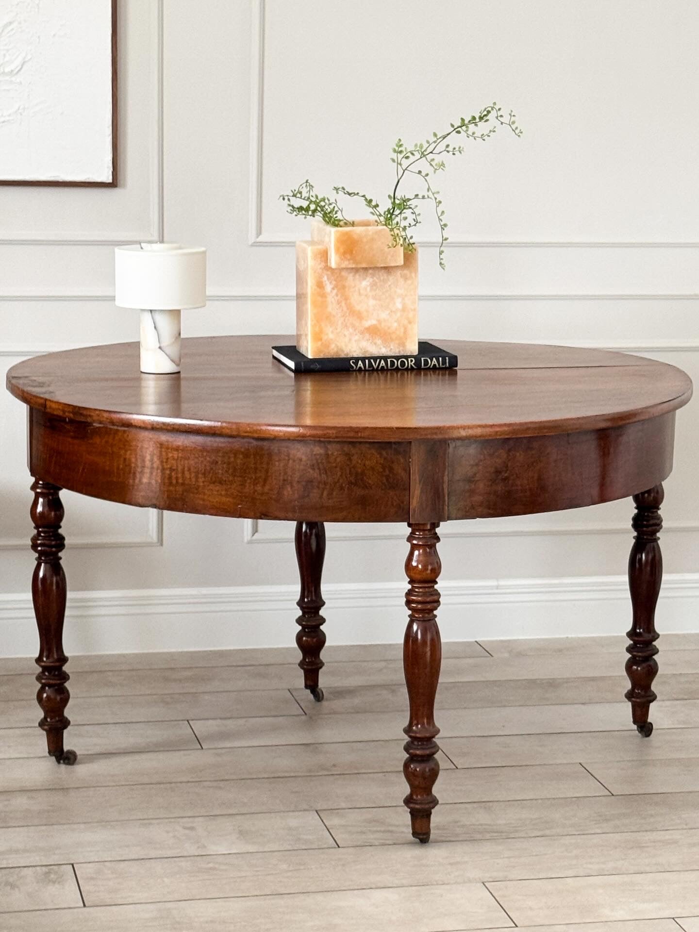 ANTIKER DEMI LUNE TISCH NUSSBAUM BIEDERMEIERZEIT